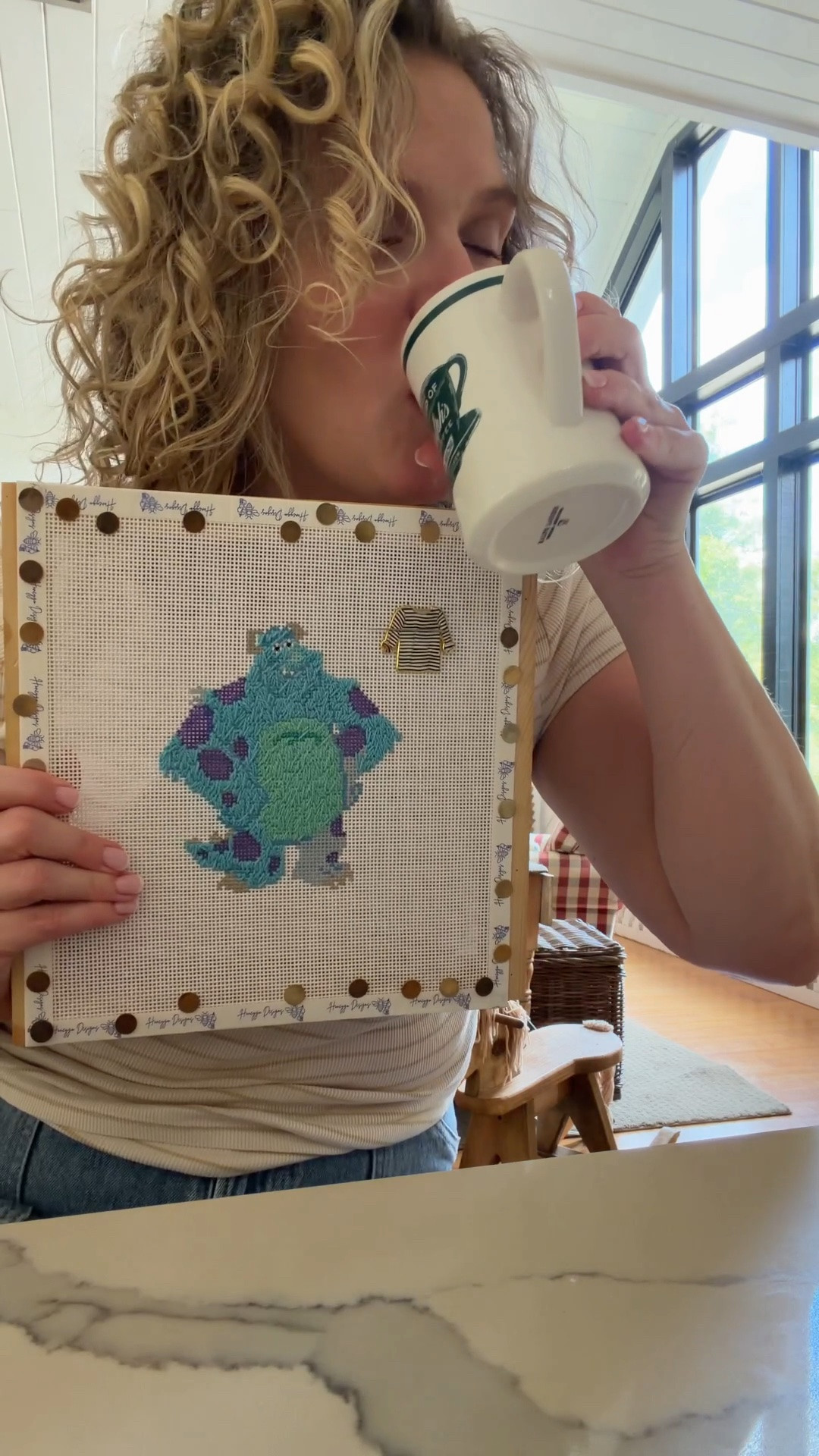 Needlepoint & coffee

#LTKmomlife