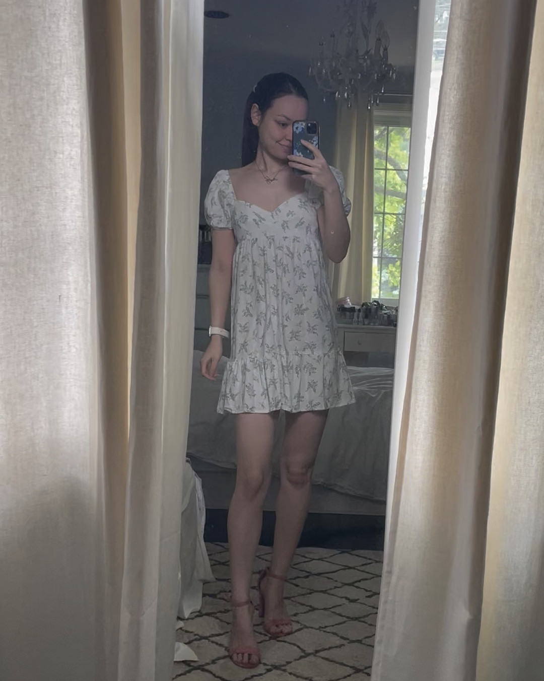 Cute Blue Floral Sundress perfect for the summertime 

H&M Puffed Sleeve Dress in Cream/floral

Measurements: 5’5, 105lbs, 30-24-34
Wearing size S

#LTKdresses #LTKsummer #LTKmodest