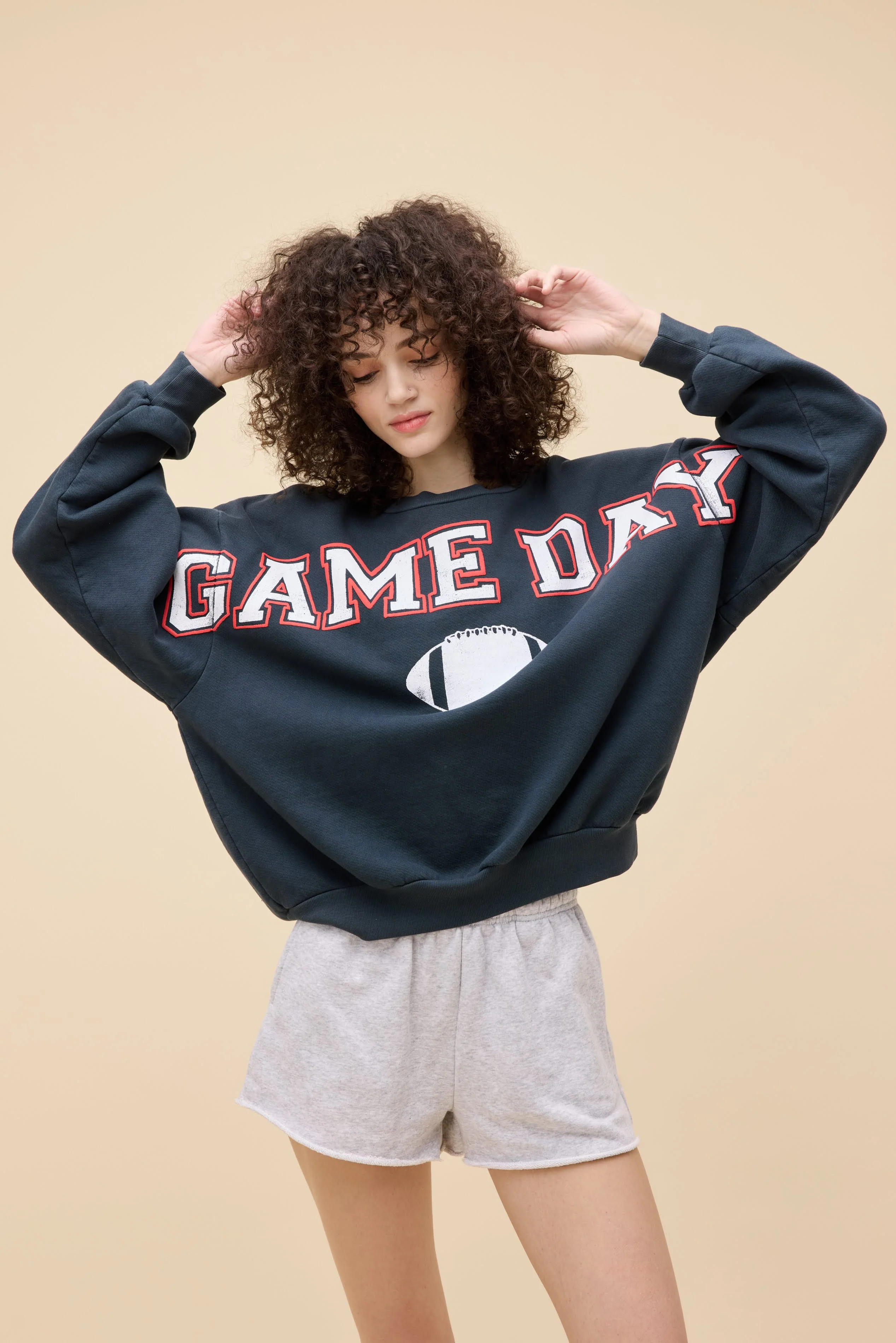 Game Day Oversized Crew Sweatshirt | Daydreamer
