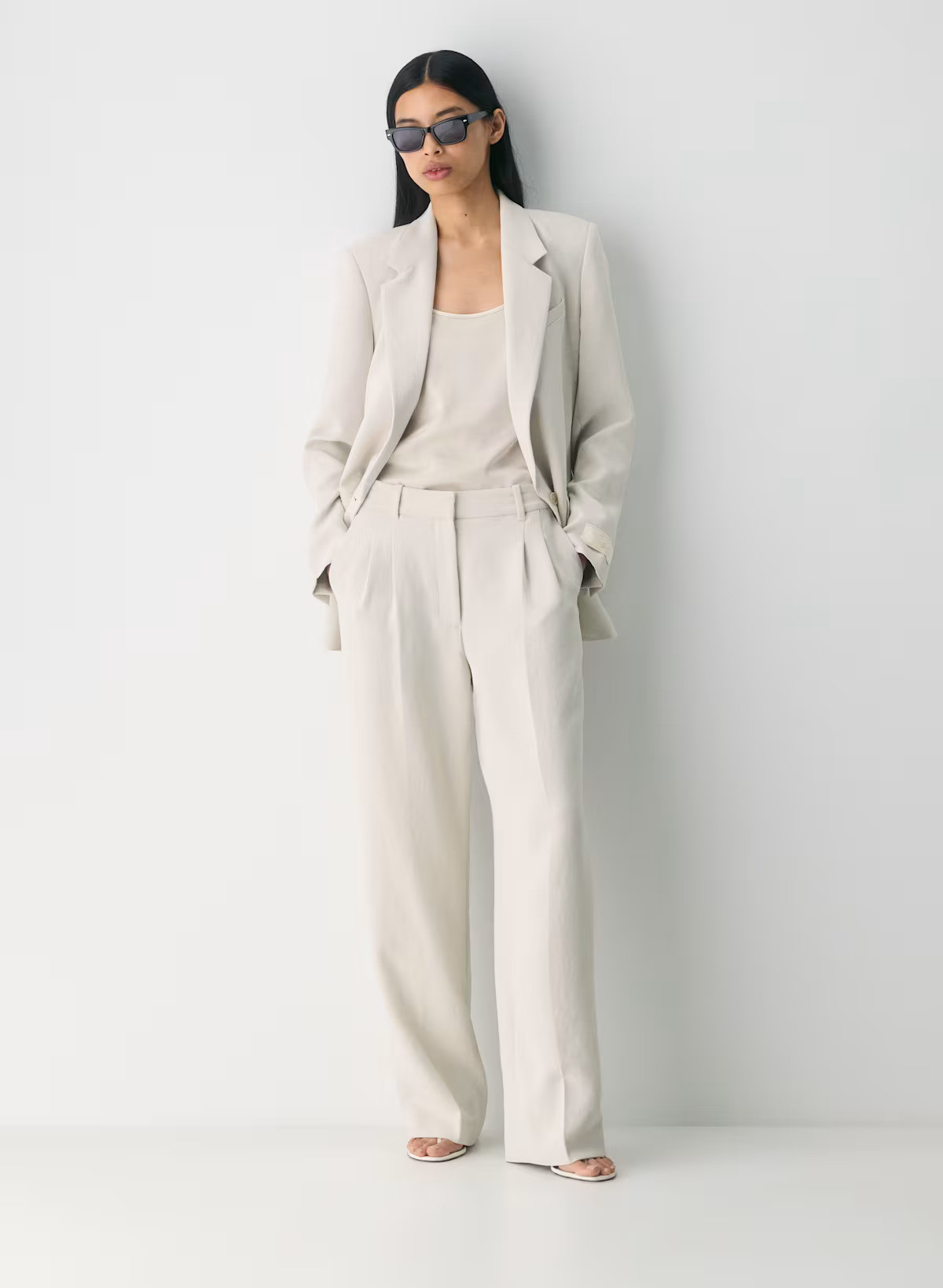 50% off EVERYTHING at Aritzia?! Say less 😍 This summer sale is stacked with dreamy dresses, cool girl sets, classic denim, sleek pants, and lightweight jackets you’ll wear on repeat. Your closet upgrade starts now 🛍️✨

#AritziaSale #SummerSteals #50OffEverything #StyleDeals #ClosetUpgrade #SummerFits #EffortlessStyle #ChicWardrobe #FashionFinds #DenimEdit #MatchingSets #DressesOnRepeat #StreetStyleInspo #TrendyLooks #AffordableStyle #SaleSeason #FashionInspo #OOTDGoals #MinimalChic #DailyOutfits #ModernStyle #StyleRefresh #MustShop #HotDeals #InstaStyle
 

 #LTKSeasonal #LTKU #LTKSaleAlert