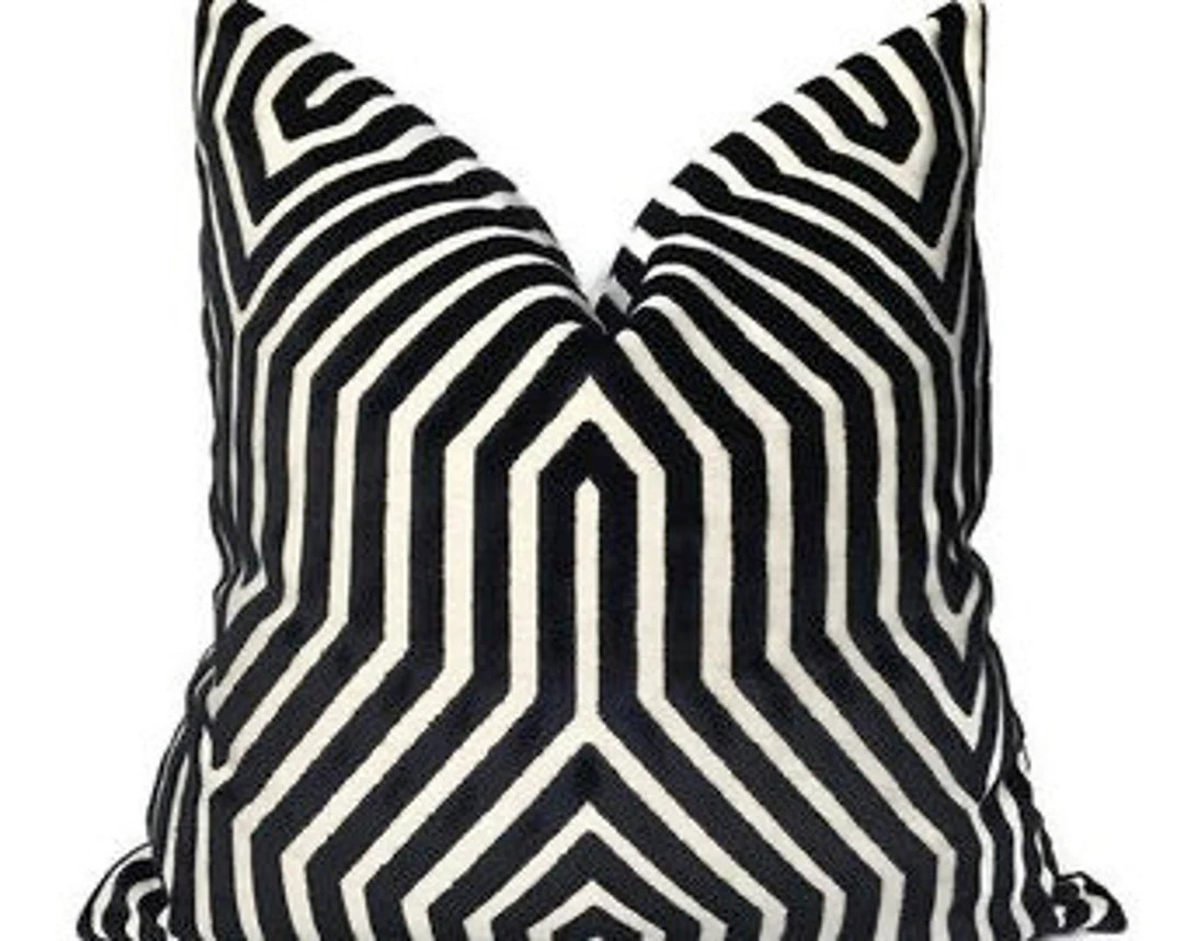 Schumacher Vanderbilt Velvet Pillow Cover in Noir Black - Etsy | Etsy (US)