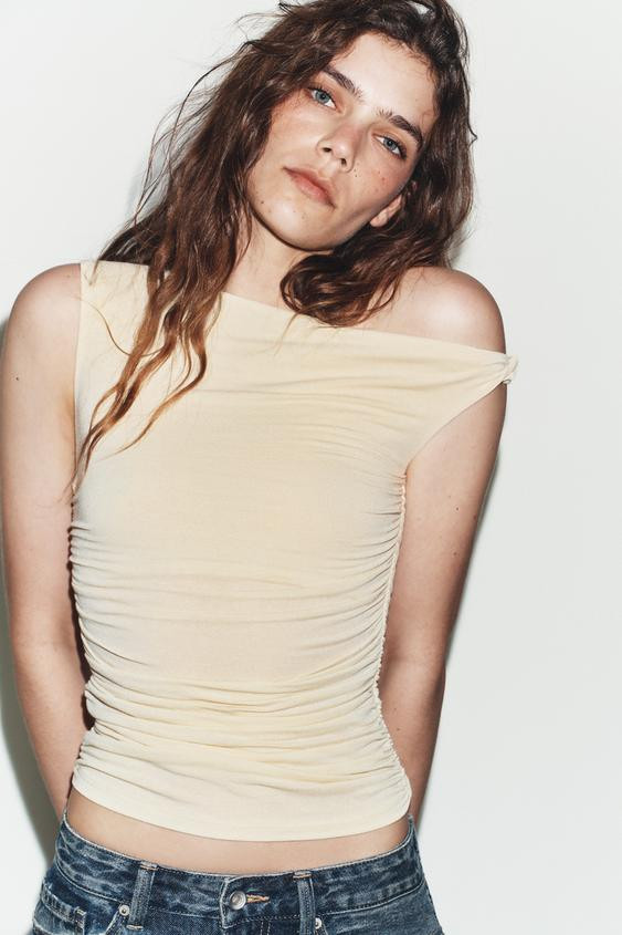 DRAPED ASYMMETRIC TOP | Zara US