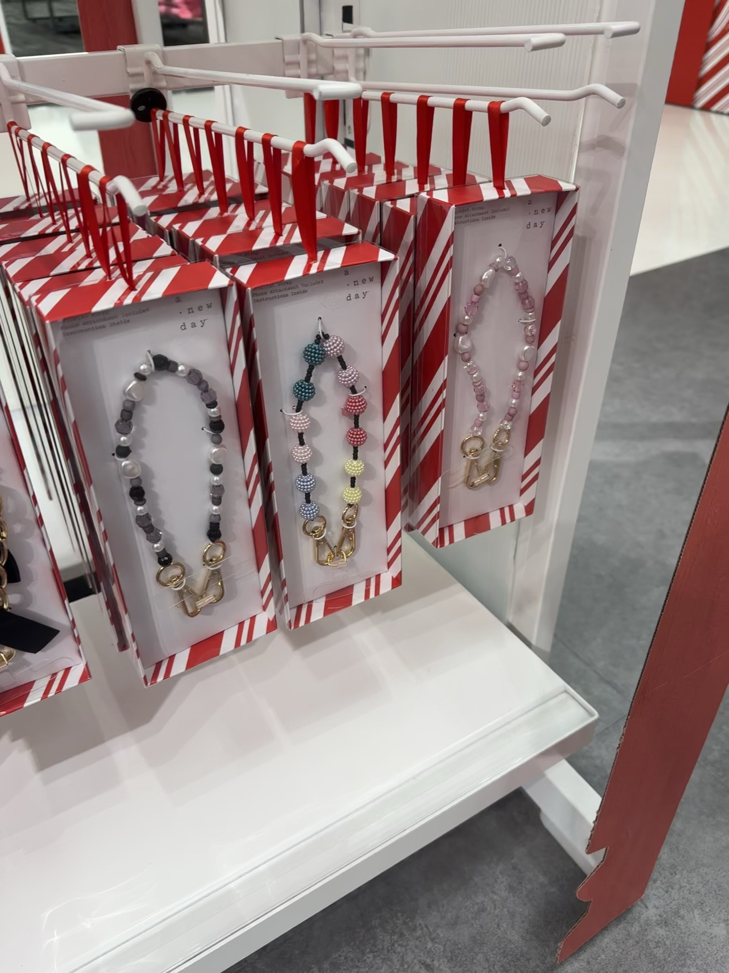 Very cute gift idea from Target! Phone wristlets and lanyards ❤️

#LTKTravel #LTKFindsUnder50 #LTKGiftGuide