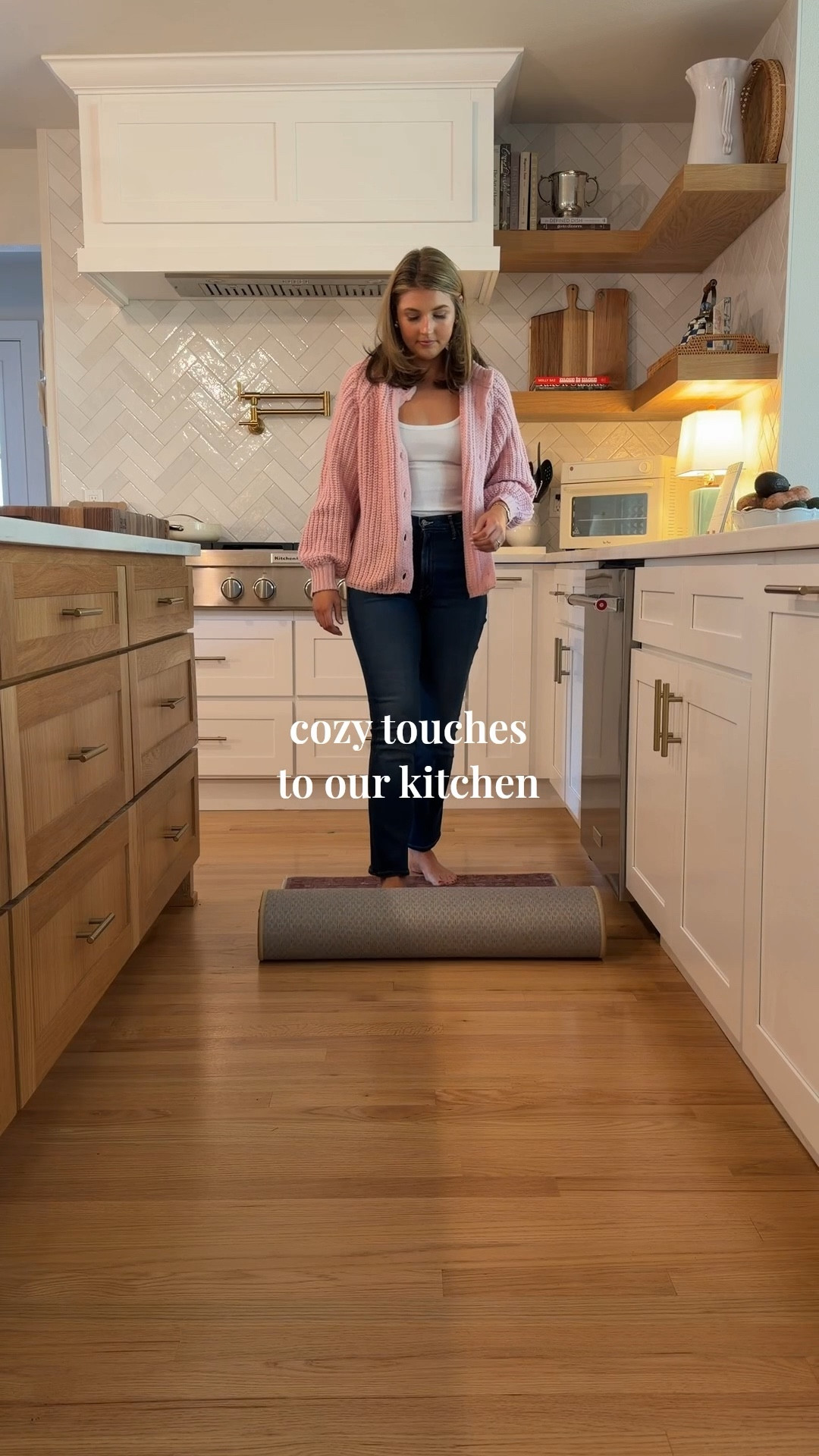 Cozy touches to our kitchen!