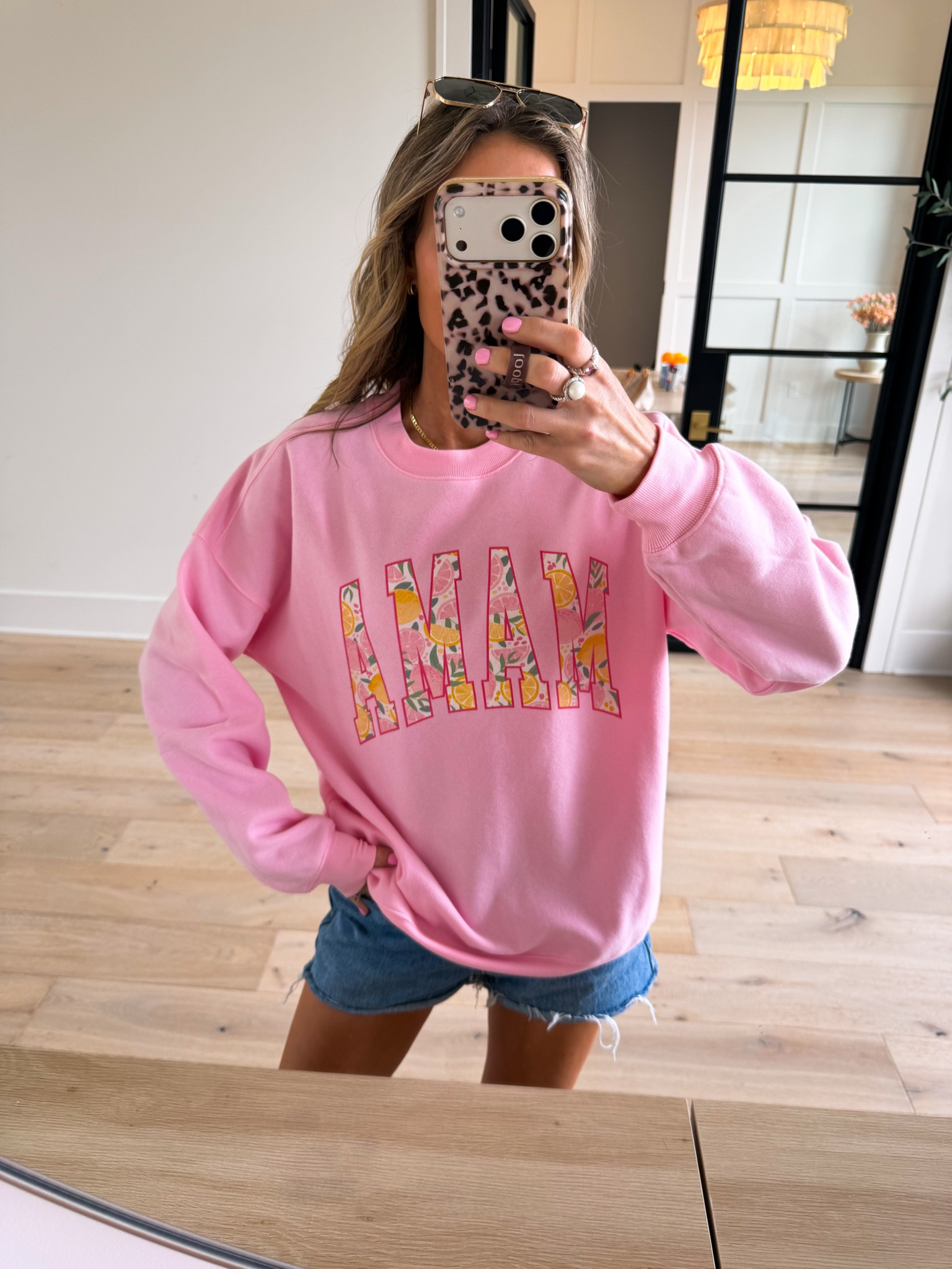 The sweetest Mama graphic sweatshirt! A great option for a casual Mother’s Day outfit☀️🩷

#LTKSeasonal #LTKmomlife #LTKgrwm