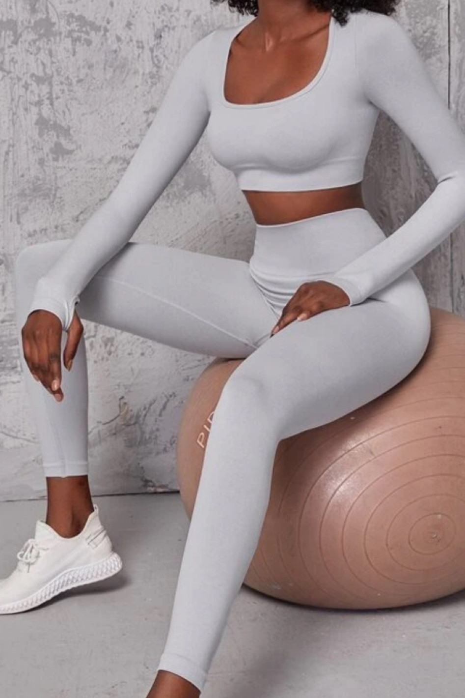 light grey active set

#LTKfit #LTKunder50 #LTKunder100