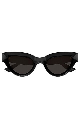 Bottega Veneta Edgy Cat Eye Sunglasses in Black. | Revolve Clothing (Global)