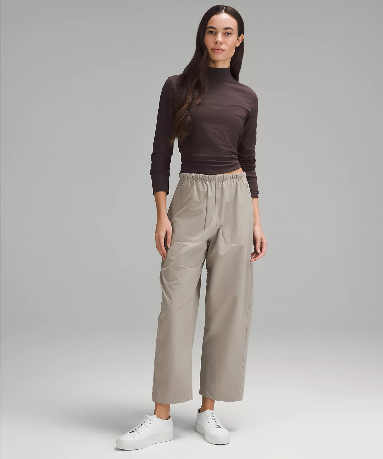 Lightweight Mid-Rise Barrel-Leg Cropped Pant | Women's Capris | lululemon | Lululemon (US)