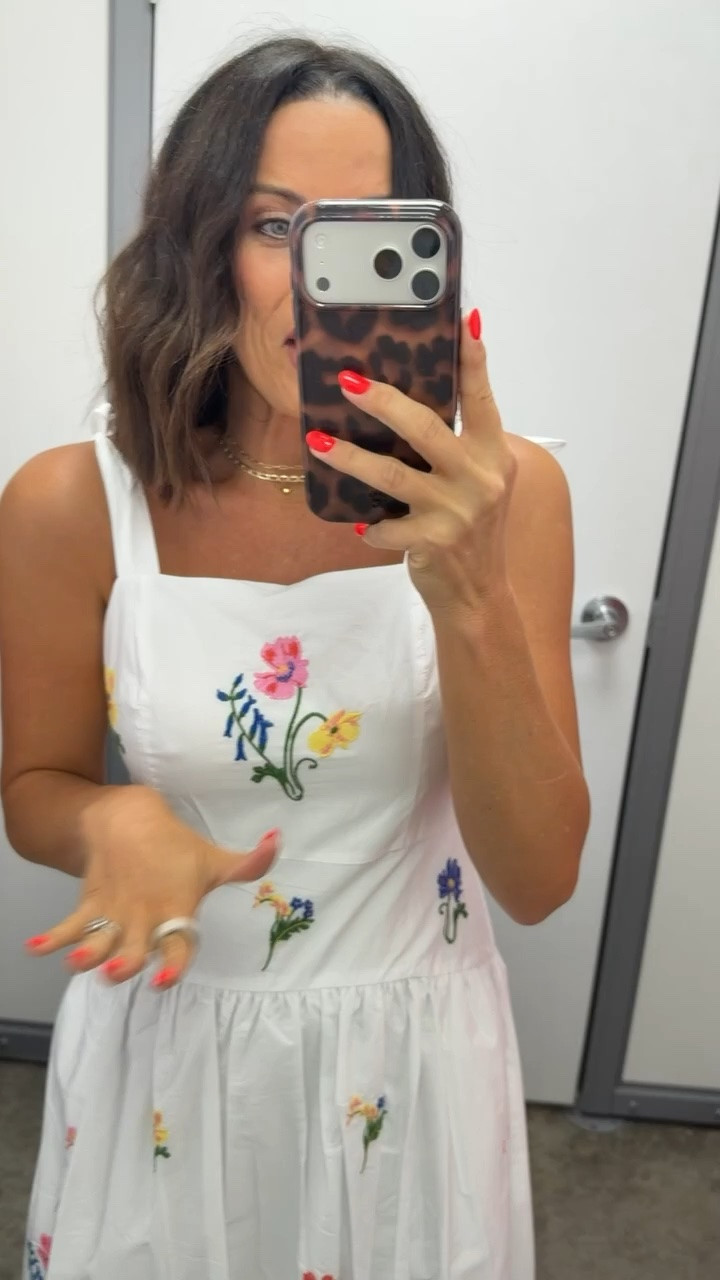 This dress is even prettier in person 🌸🤍

The embroidered floral details make it look like something you’d find at a boutique, but it’s a Walmart find.

Size XS
5’3 for reference

#walmartfashion #walmartfinds #walmartstyle #summerdress #floraldress #affordablefashion #boutiquestyle #ltkstyle #summerfashion