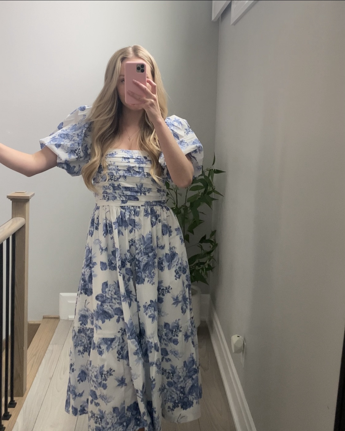 perfect spring dress! And it has pockets!!! 🥰🥰🥰 I wear size M (true to size) and the regular height (I’m 5’9) #springdress #puffsleeves