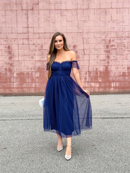 Prettiest off the shoulder dress ever for under $80. Wearing size small. Wore to a wedding rehearsal dinner but perfect for so many events! Handbag is an Amazon dupe for Cult Gaia. 

#lovelulus #founditonamazon

Wedding guest dress church dress retro 1950s style dress Badgley Mischka shoes Carrie Bradshaw style off the shoulder full skirt dress 

#LTKunder100 #LTKshoecrush #LTKwedding