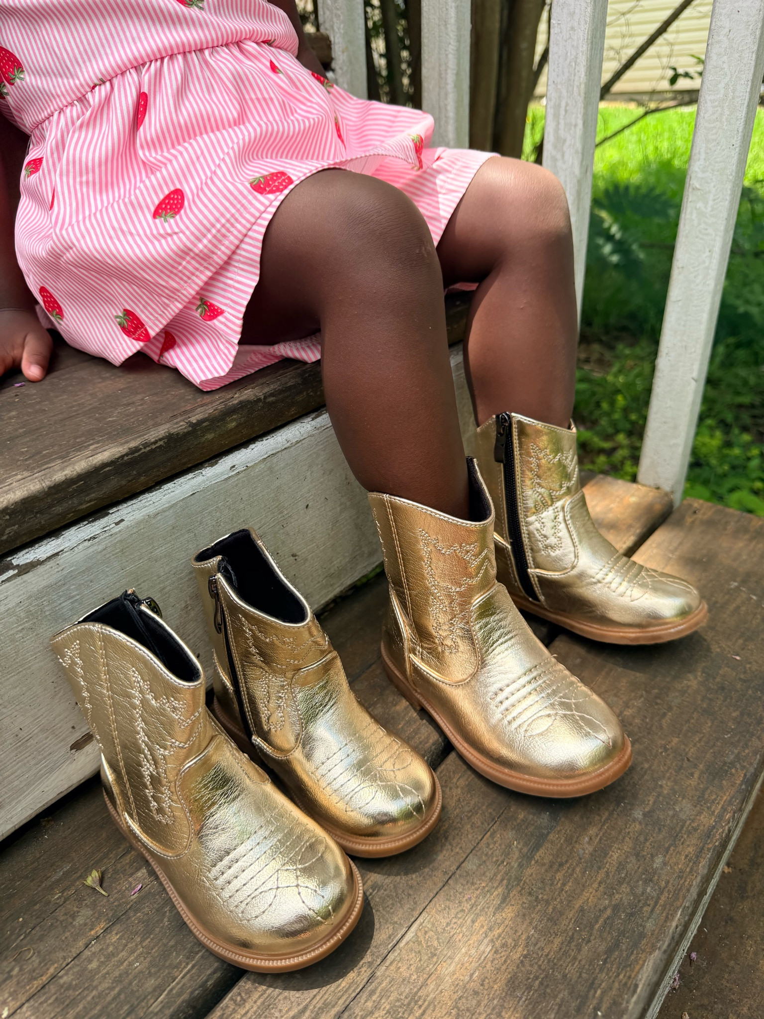 Cowboy boots you can wear year round because honestly they make EVERY outfit cuter 😭 Dresses, denim, shorts, cozy looks… these boots work for literally every season.

Shop all my favorite cowboy boots on my LTK.

#ShoppingWithPriiincesss #CowboyBoots #WesternStyle #BootSeason #LTKFashion #LTKStyle #EverydayStyle #OutfitInspo #FashionFinds #ClosetGoals #CountryStyle #TrendyLooks #YearRoundStyle #AtlantaMom #Atlantamom #Atlantabloggers #Atlantablogger #AtlantaCreator #Atlantacontentcreators #Atlantacontentcreator

#LTKSeasonal #LTKWorkwear #LTKKids