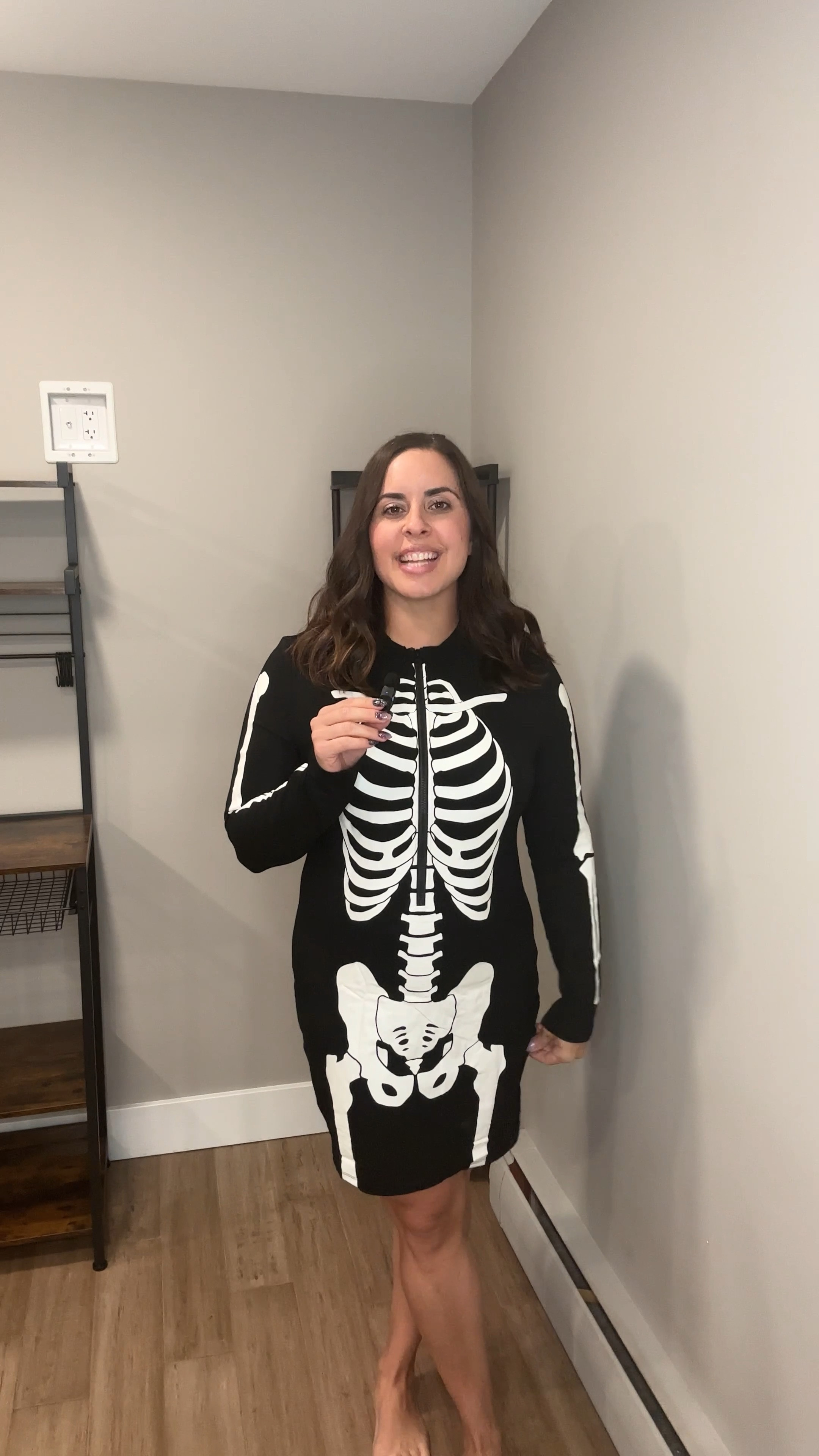 Cute skeleton dress for Halloween on my Mid Size body - size comparison!
XL vs XXL 


#LTKMidsize #LTKVideo #LTKFindsUnder50