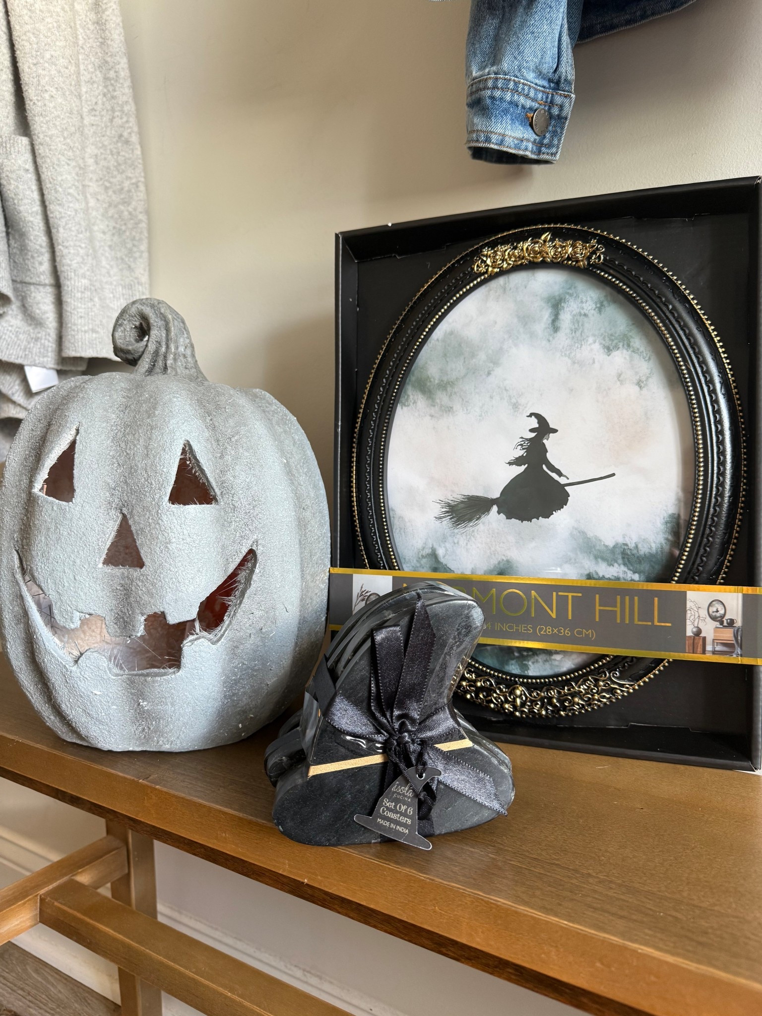 Tj max has some super cute Halloween decorations out already !! 

Tjmaxx, Halloween, seasonal, home decor, decorations, pumpkin, wall art,

#LTKSeasonal #LTKFindsUnder50 #LTKHome