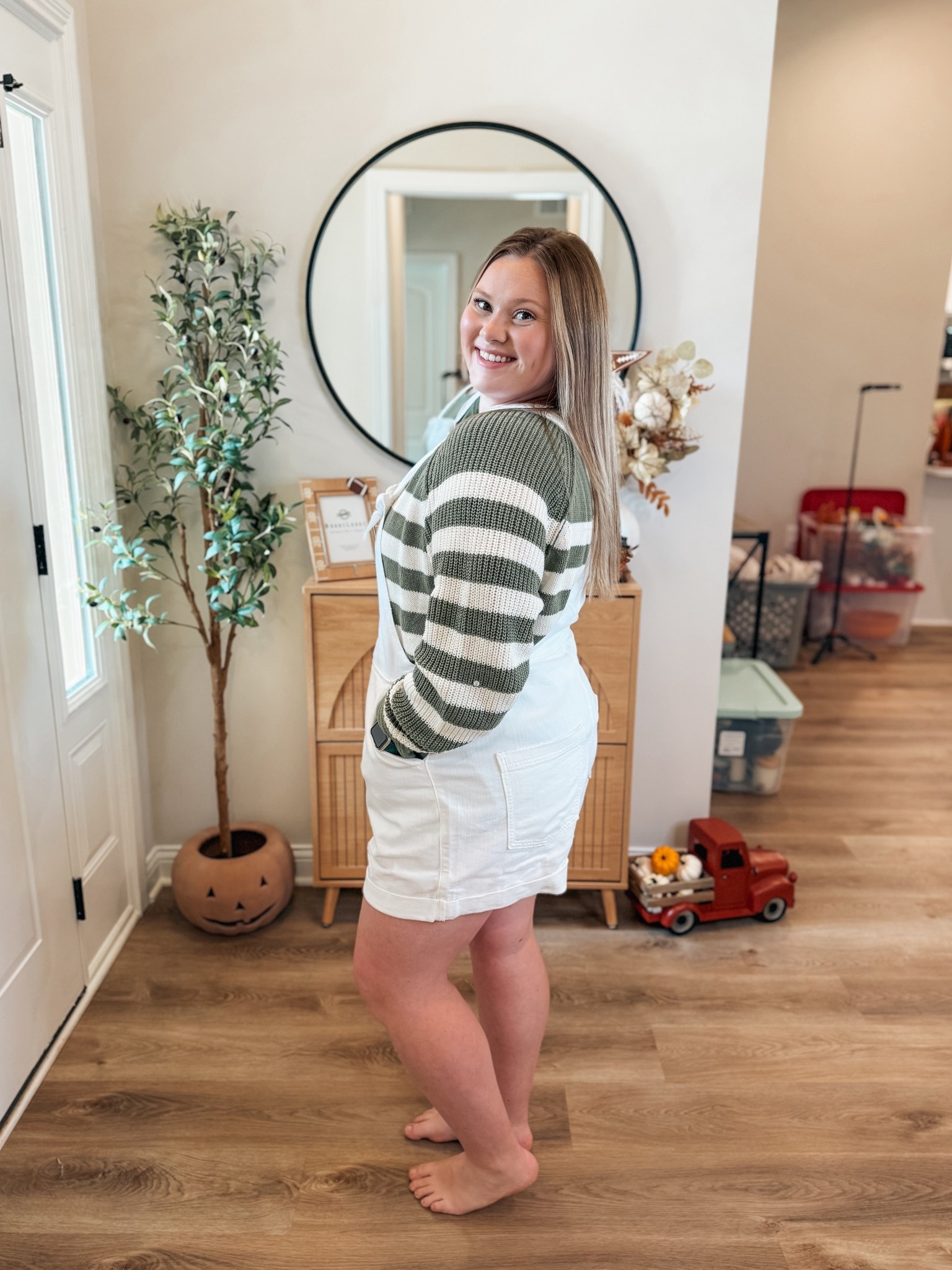 Aerie fall outfit, perfect for transitioning out of summer 

#LTKSaleAlert #LTKSeasonal #LTKMidsize