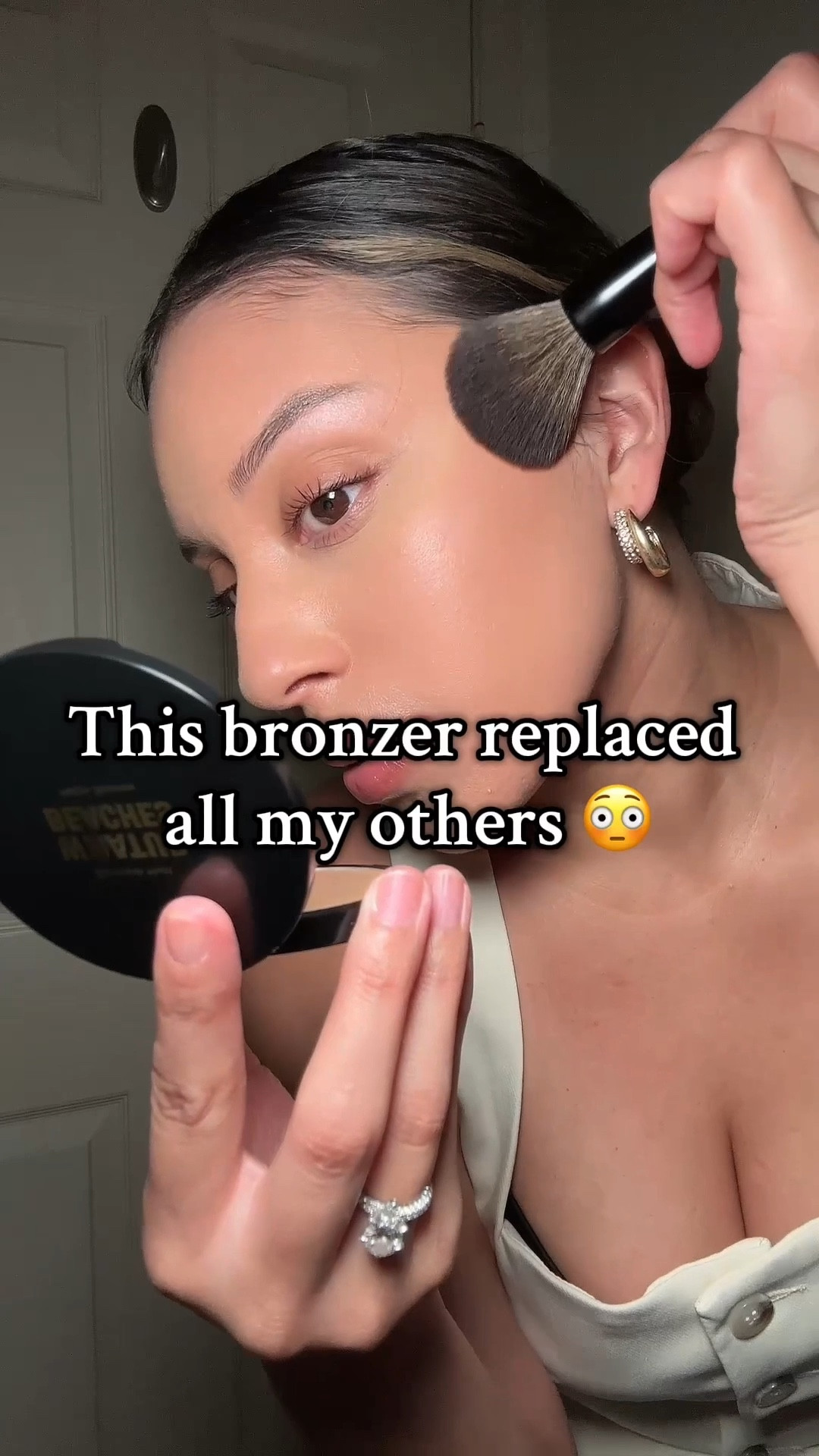 ✨ Holiday Glow Up! That perfectly sculpted, winter sun-kissed look! ☀️ even when it's freezing outside! Applying my secret weapon, the Elizabeth Mott Matte Bronzer in "Whatup Beaches," for a contour that lasts through all the Christmas parties. It’s the perfect matte shade to keep that harsh winter light from washing you out.

Shop the products below for a flawless holiday face!

#LTKHoliday #LTKBeauty #LTKUnder50 #mattebronzer #christmasmakeup #holidayglam #ElizabethMott #contour

#LTKFindsUnder50 #LTKBeauty #LTKHoliday