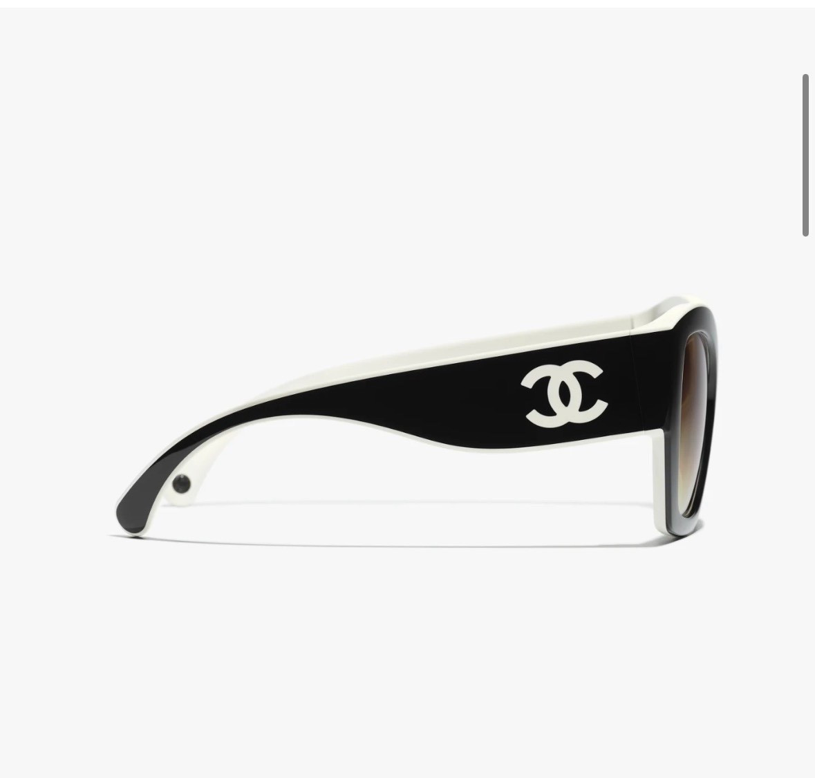 Chanel black and white sunnies

#LTKOver40 #LTKWorkwear #LTKSeasonal