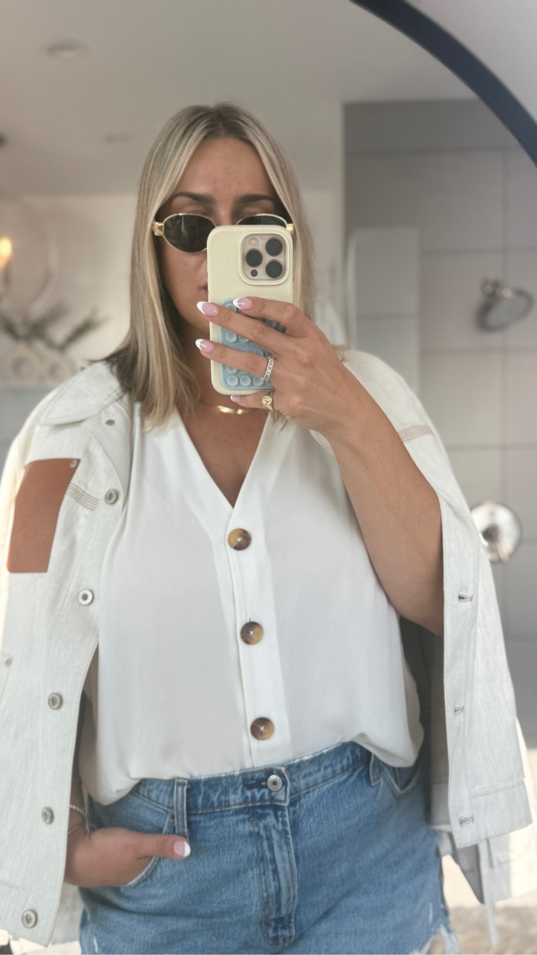 When in doubt denim and neutrals never fail you!

Sized up to a 33 in the denim shorts for a looser slouchy look.

Linked similar tops and shackets.

My top is old from Express & the shacket is Loewe.

#LTKMidsize #LTKStyleTip #LTKU