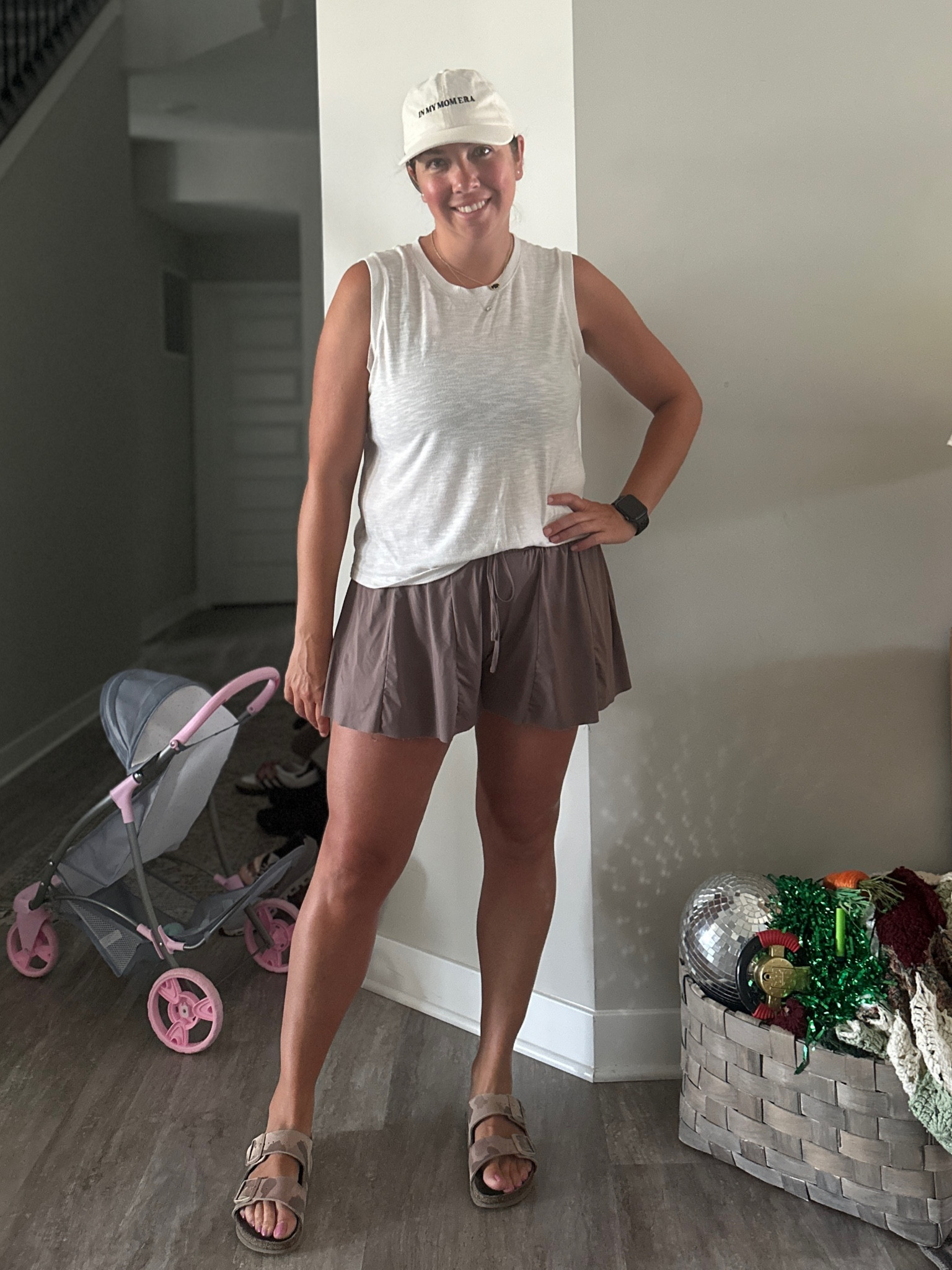 Swim mom kinda morning…
#summer #poolvibes #summerswim #swimming #ootd #itssohot

#LTKActive #LTKMidsize