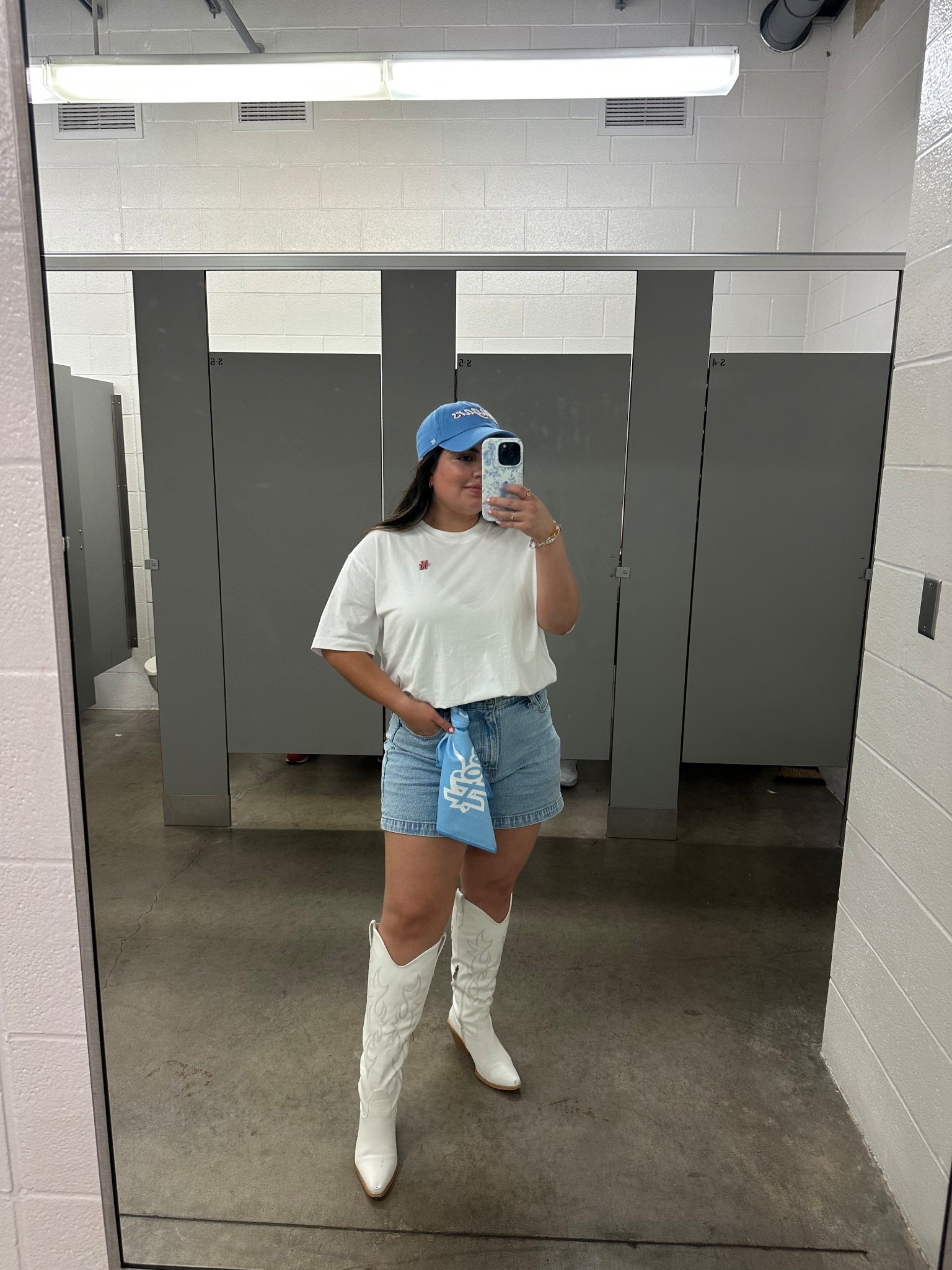 Texas football game day look, university of Houston , mom denim shorts , oversized tshirt 

#LTKSaleAlert #LTKStyleTip #LTKShoeCrush