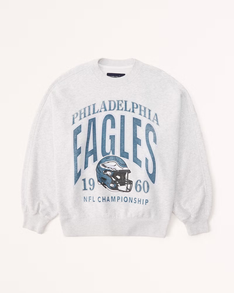 Abercrombie & Fitch Women's Philadelphia Eagles Graphic Oversized Sunday Crew in Light Grey - Size XXS | Abercrombie & Fitch (US)