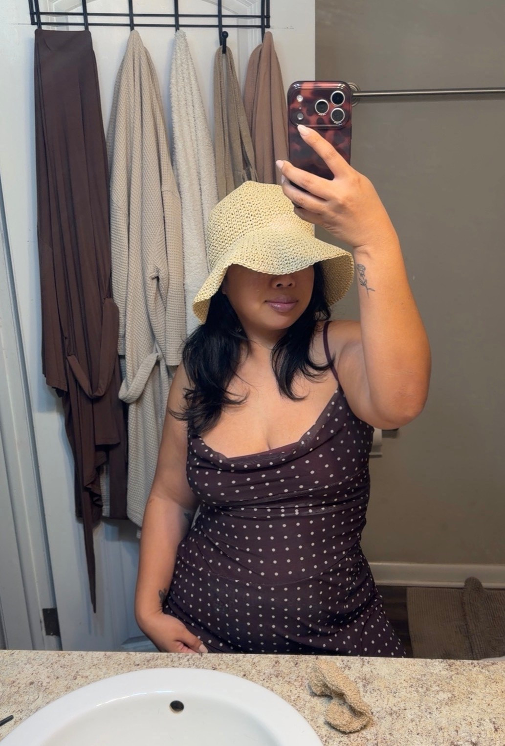 If you’re building your “effortless summer” wardrobe… start here ☀️
This straw bucket hat = instant glow up 🤎
#summermusthave #coastalaesthetic #softgirlstyle #vacationready