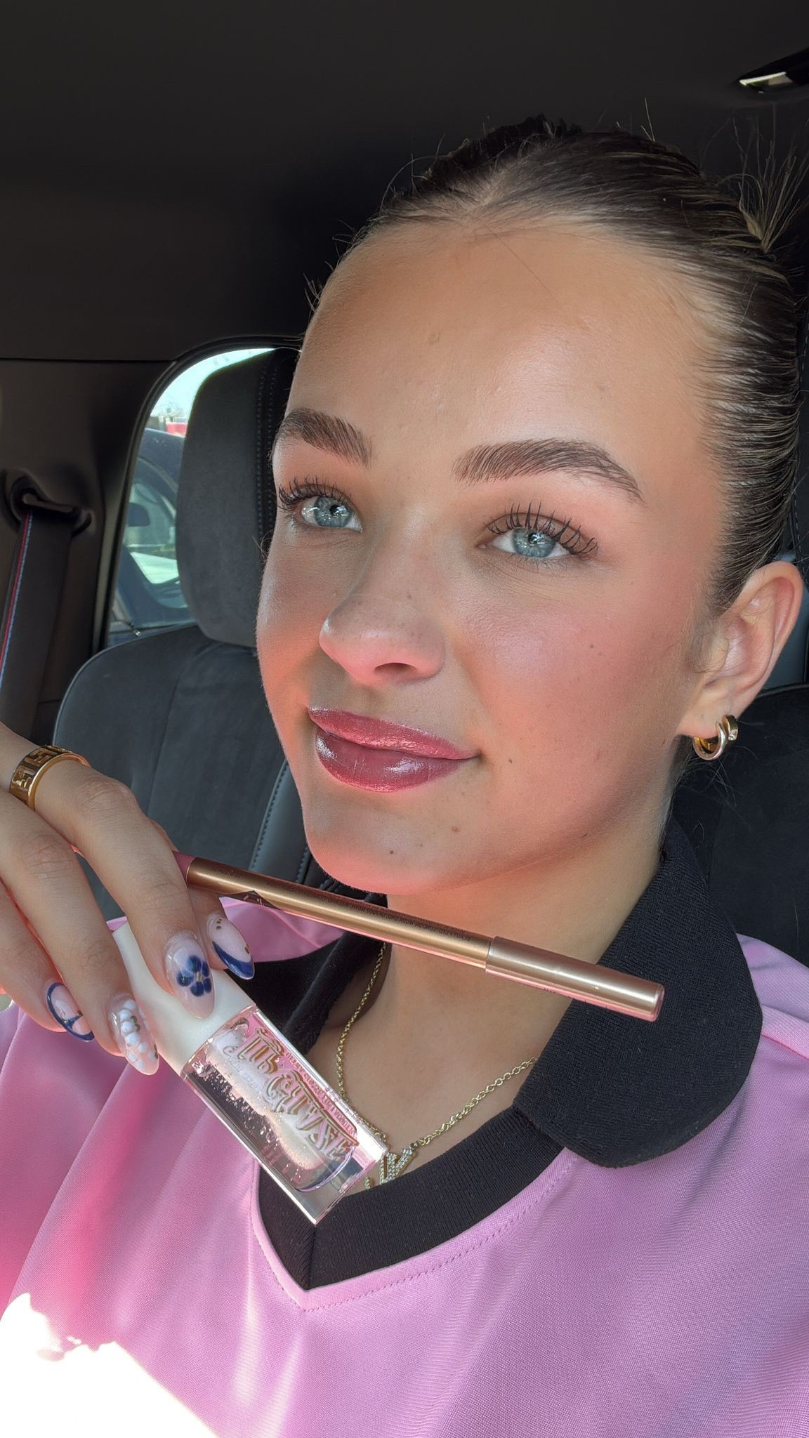 My go-to lip combo 💋

Charlotte Tilbury lip liner, Pink Honey lip glaze, lip gloss, lipstick, make up, make up routine, beauty

#LTKuk #LTKbeauty #LTKspring