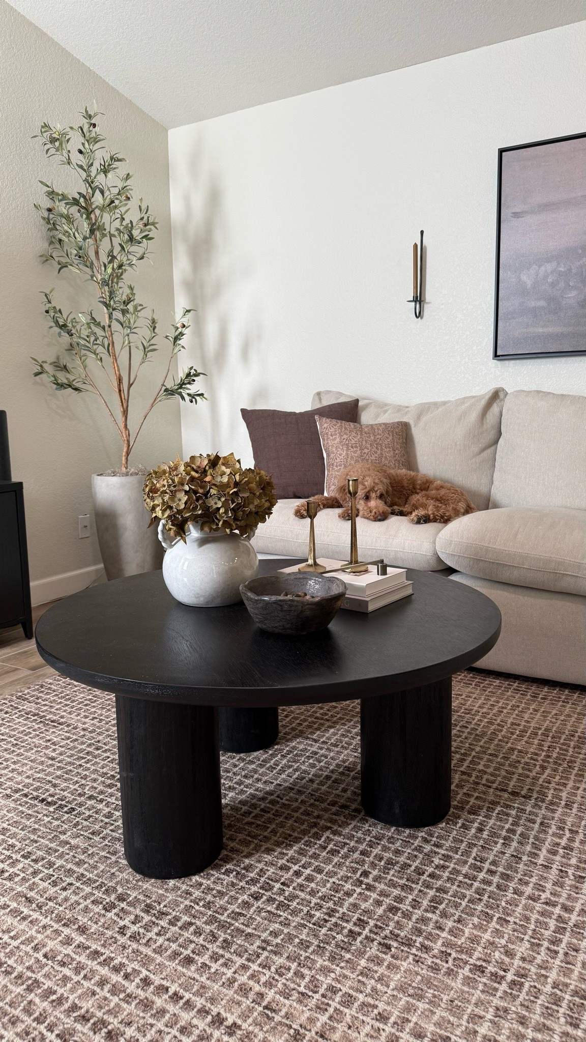 Slowly transitioning to fall over here! Just a few simple touches to bring in fall tones. Overall, I love decor pieces that work throughout the season, like the ones I’ve linked from @wayfair! 

#ad #wayfair #wayfairpartner #fall #falldecor

#LTKHome #LTKSeasonal