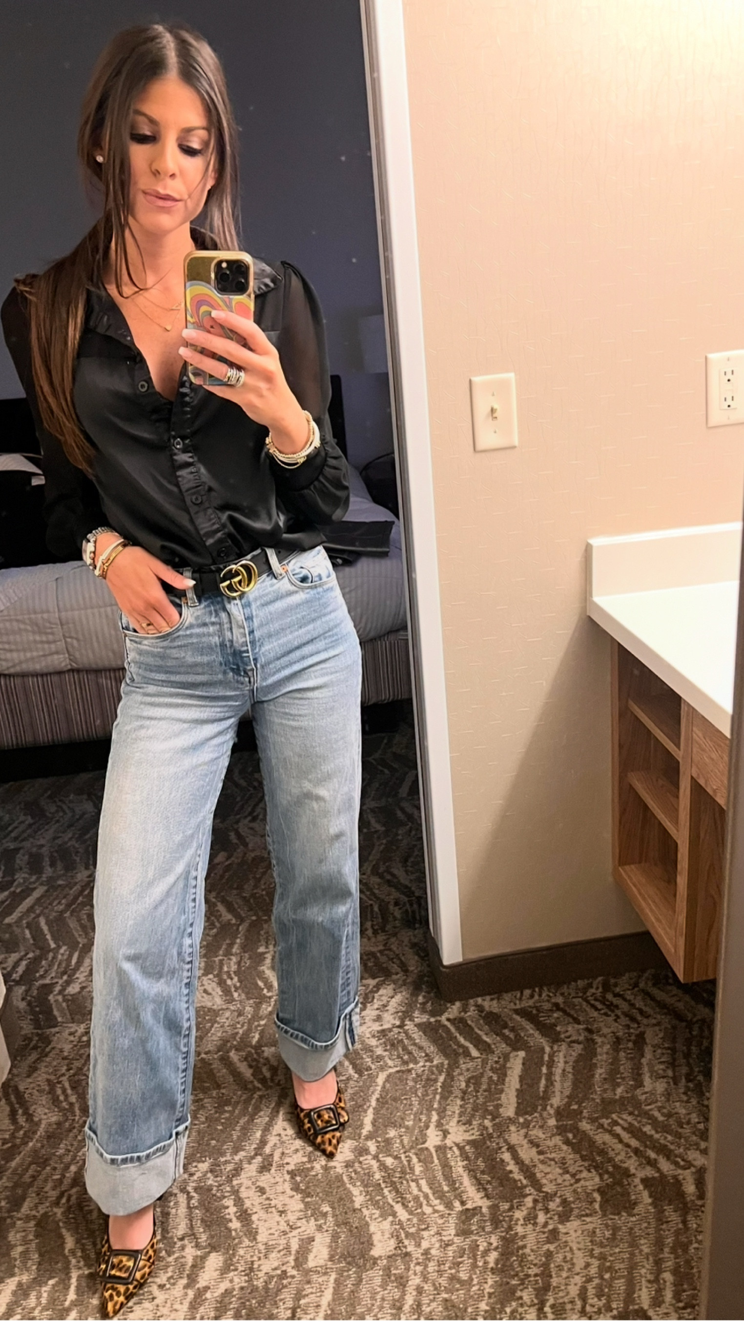 Simple workday fit w/ a pop of animal print 🤎 || These jeans are my ultimate favorite + linking similar styles!

#LTKWorkwear #LTKShoeCrush #LTKStyleTip