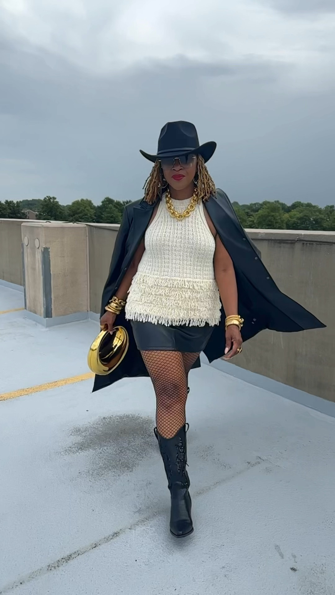 Mini leather skirt and western boots

#LTKParties #LTKStyleTip #LTKShoeCrush