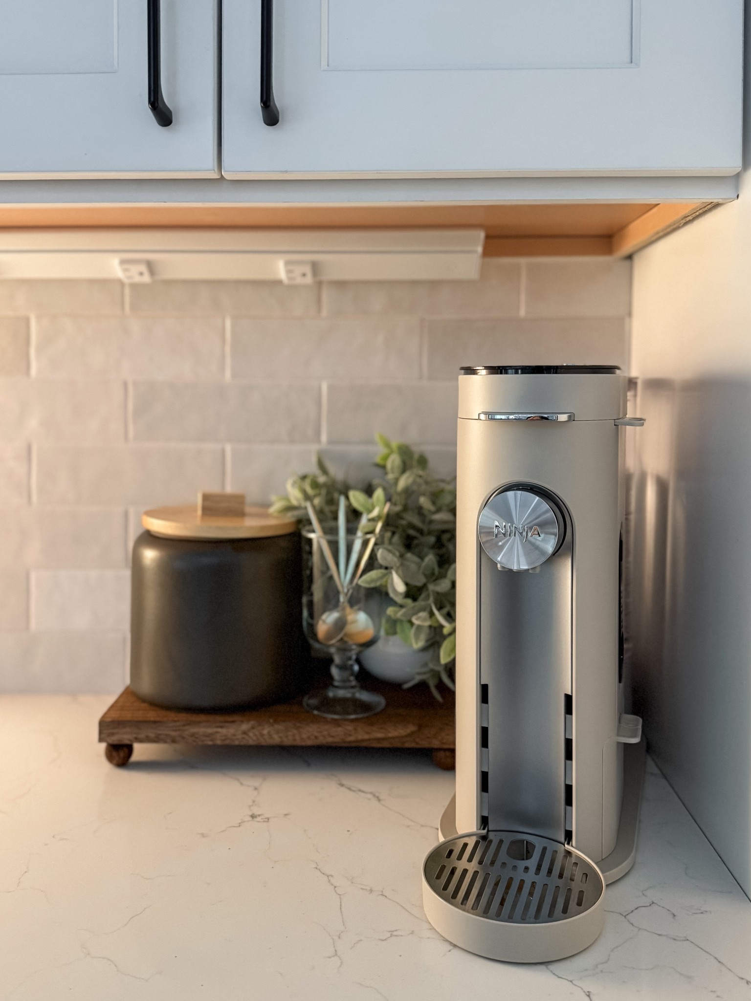 Simple coffee bar inspo ☕️🤍

#LTKHome