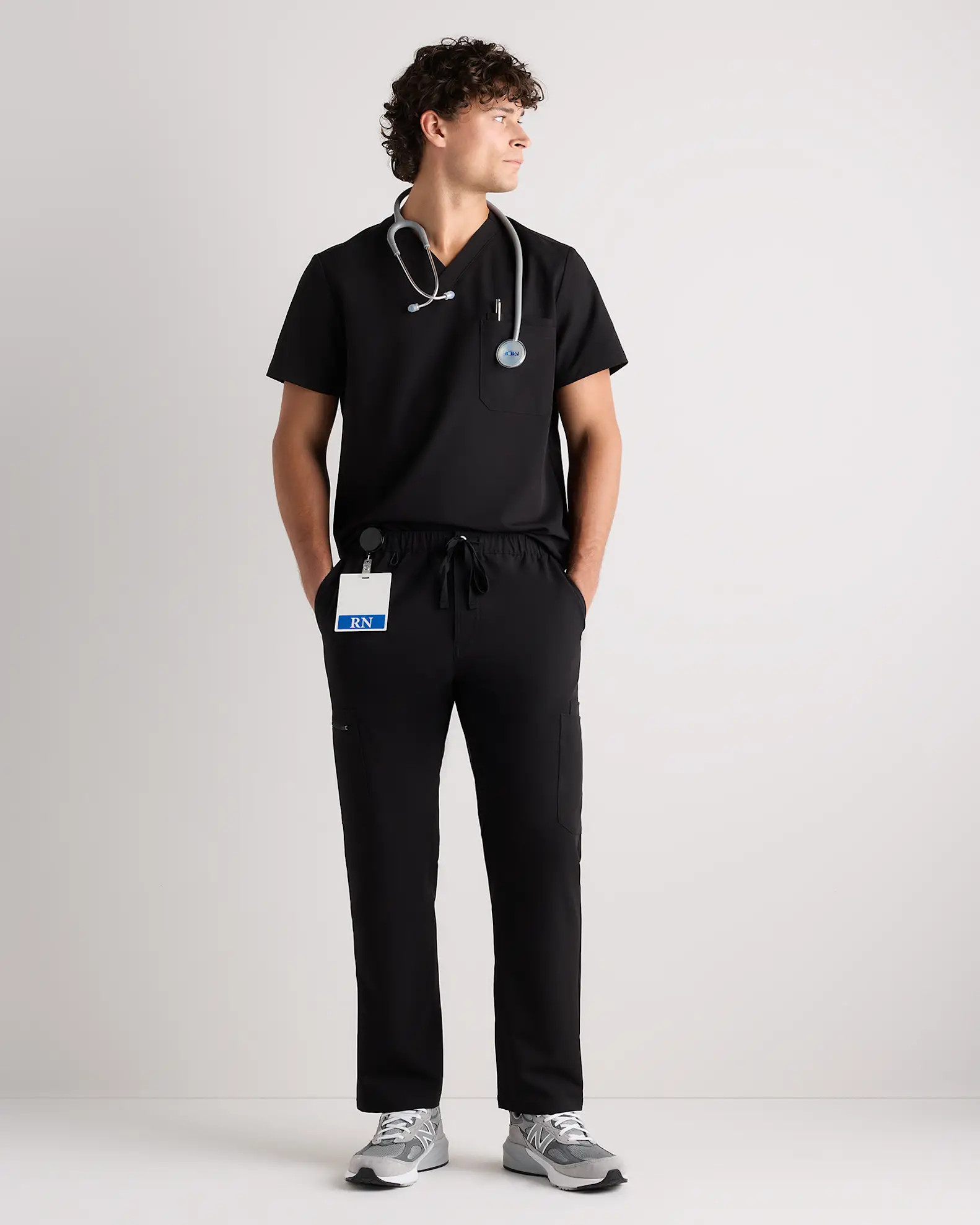 AeraFlex 3-Pocket Scrub Top | Quince