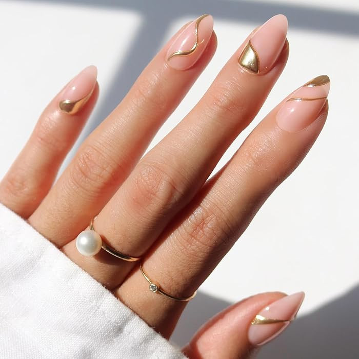 Glamnetic x GLAMZILLA Press On Nails - I AM A RICH MAN? | Short Almond Nude Fake Nails with Gold ... | Amazon (US)