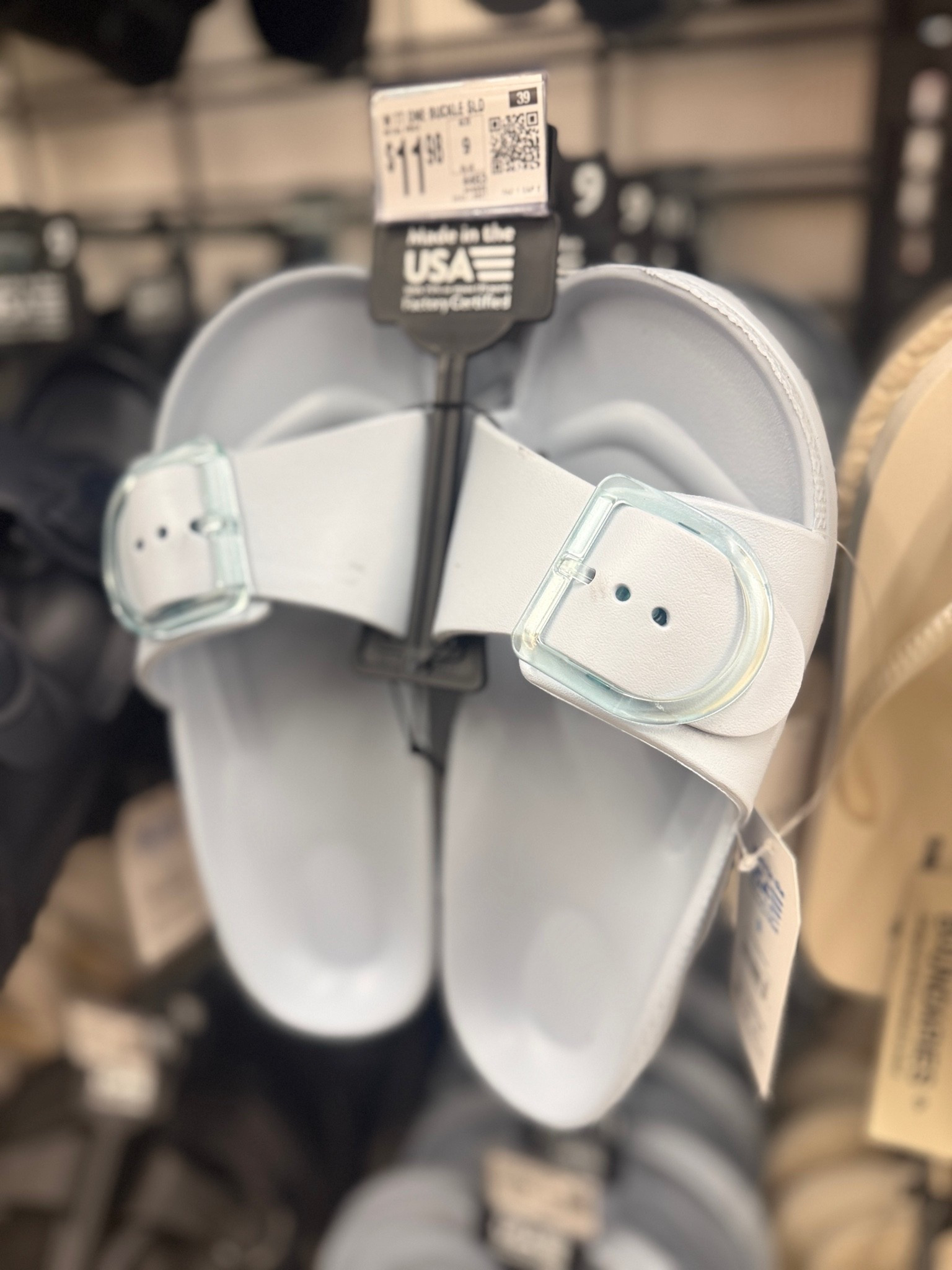 🩵they have them in blue! Waterproof look for less sandals - perfect for summer🩴☀️

#LTKOver40 #LTKSwim #LTKMothersDay
