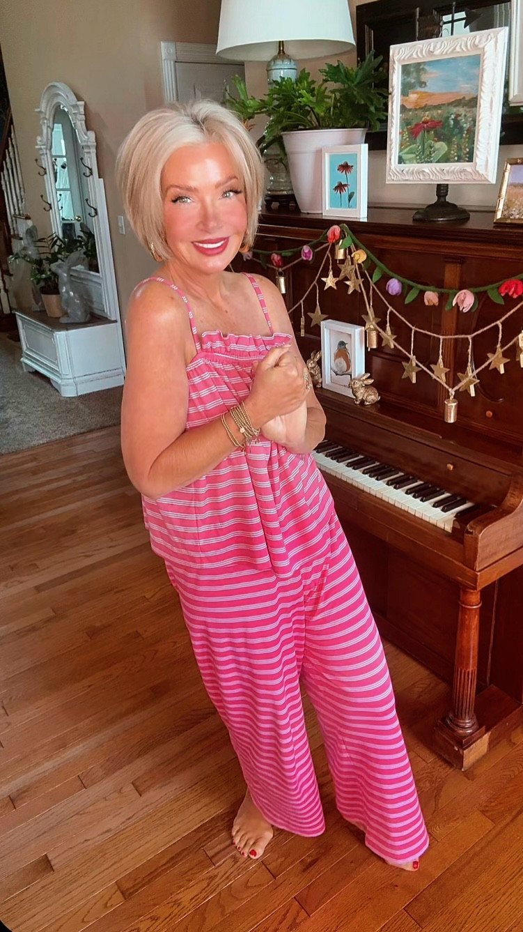 These LAKE pajamas are so soft I might just stay home today and mind my own business. Coffee first… productivity maybe later

#LTKselfcare #LTKmorningroutine #LTKSeasonal