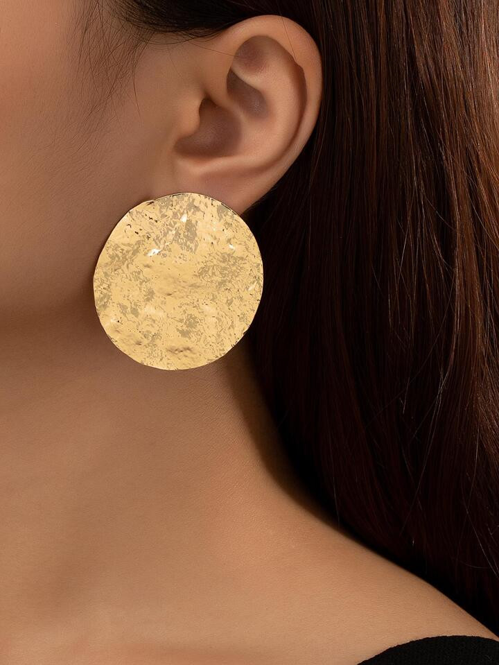 Textured Round Design Stud Earrings | SHEIN