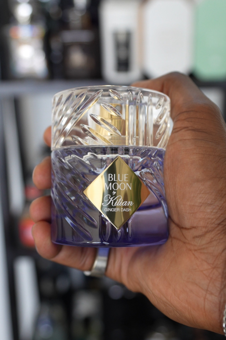 By Killian Ginger Dash. Love this fragrance for a signature summer scent. By Killian truly doesn’t miss. 
Top Notes: Lemon, Celone
Middle Notes: Ginger, Vodka
Base Notes: Ambroxan, White Musk

#LTKmens