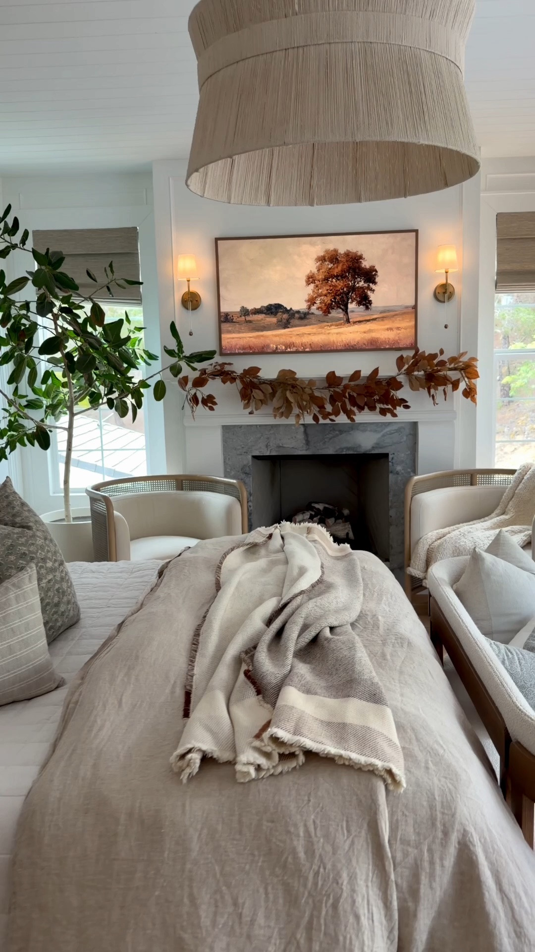 #ad We're in full fall mode over here and couldn’t be happier about it… #WayfairPartner @Wayfair

#LTKHome #LTKSaleAlert #LTKSeasonal