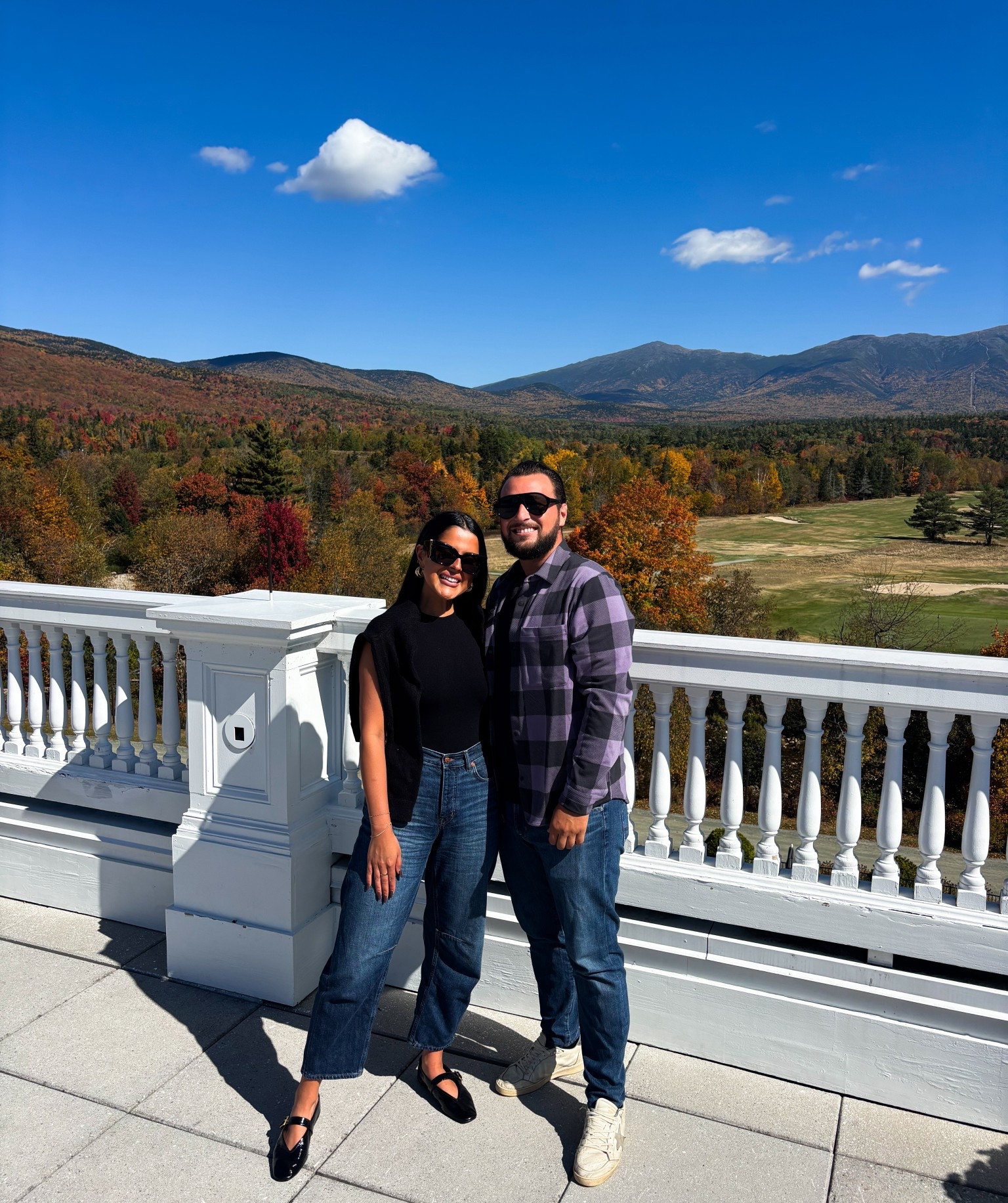 My FAVORITE jeans for fall.

I sized down to a 25 in these because they’re supposed to be baggy but I could have done a 26!

Fall fits
Madewell Jeans
Foliage Fit
Fall finds 
Men’s flannels
Brunch fit 

#LTKSeasonal #LTKFallSale #LTKStyleTip