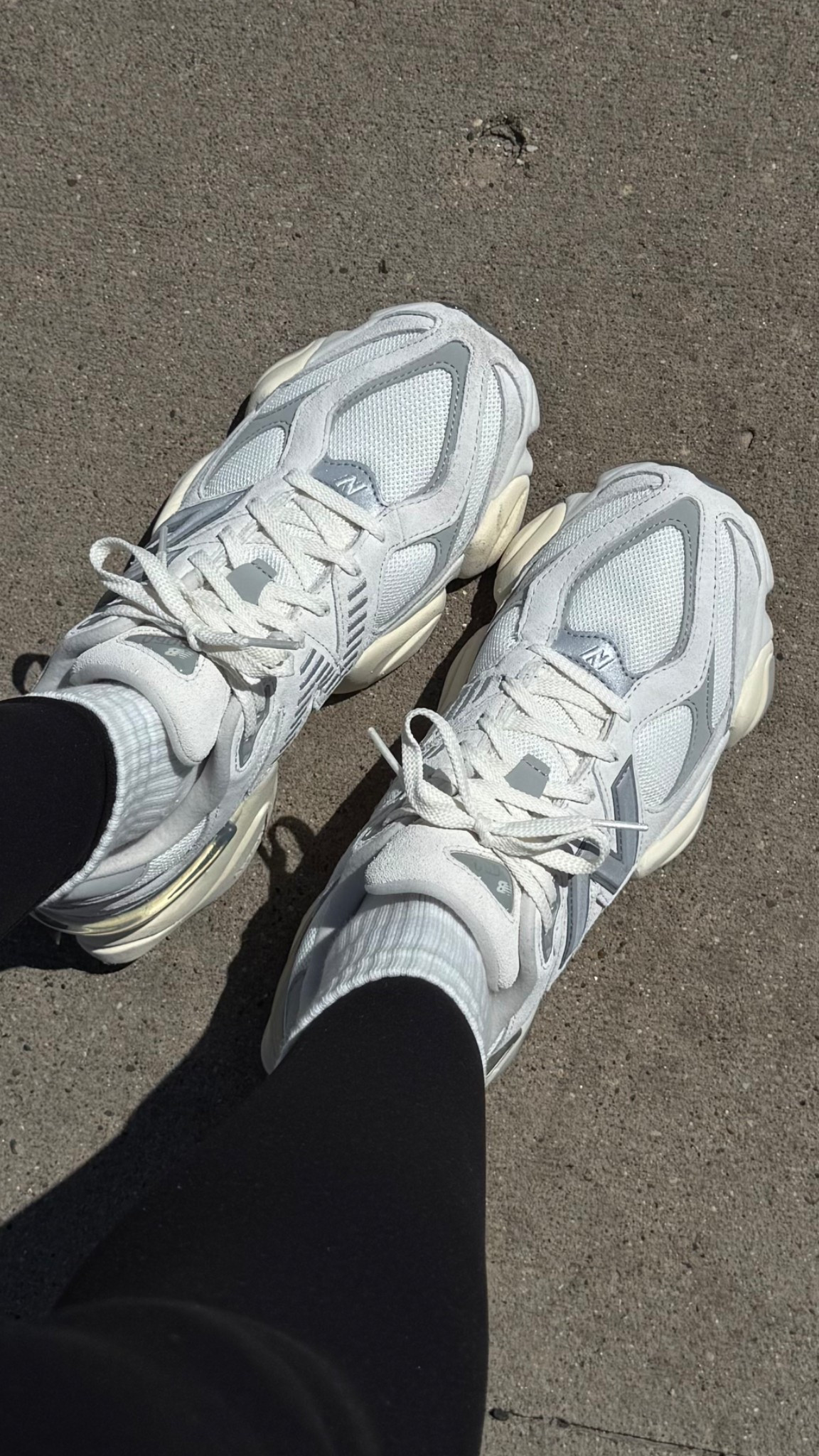 Bc who doesn’t need another pair or cute tennis :))

Size down a half size from your normal size. I’m usually a 10-10.5 and got a 9.5 

#NB #newbalance #casualtennisshoes #springshoes #newbalance9060

#LTKFindsUnder100 #LTKGiftGuide #LTKShoeCrush