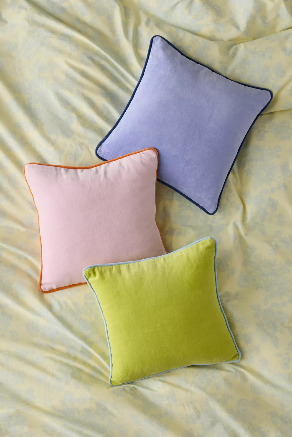 Piped Velvet Throw Pillow | Urban Outfitters (US and RoW)
