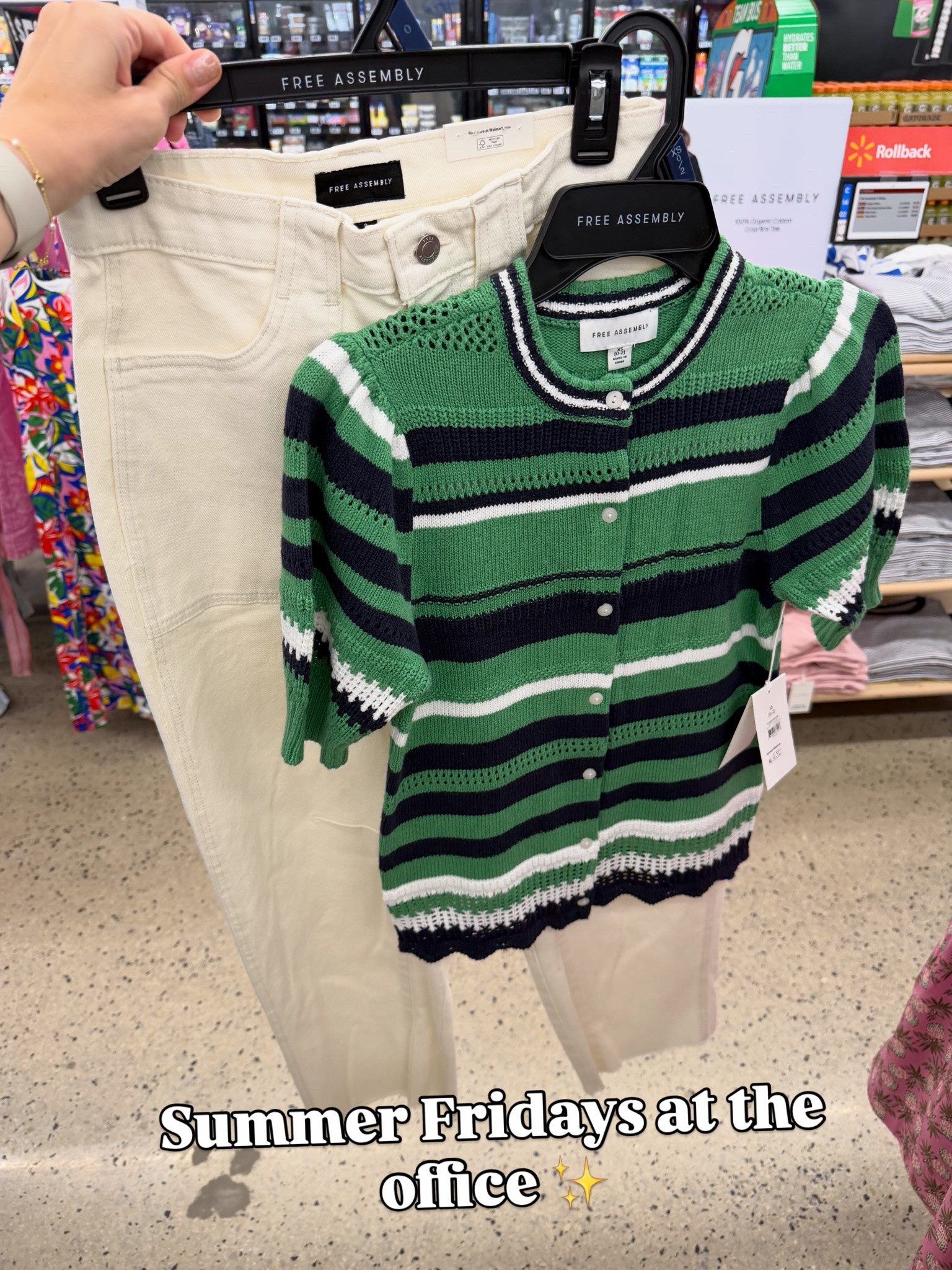 This sweater is so nice and elegant, looks like Missoni! Work to weekend. #walmartfashion

#LTKOver40
