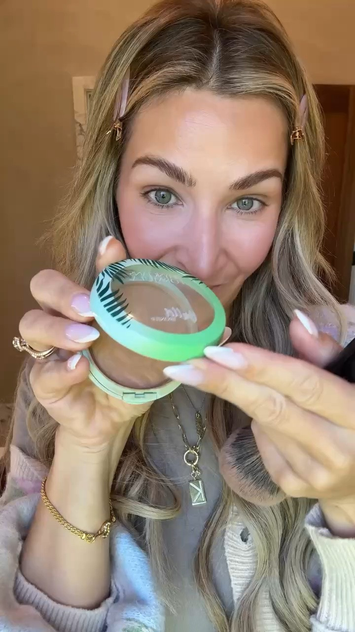 Another one of my favorites- this all-day bronzer! ☀️

#LTKBeauty #LTKgrwm #LTKdayinmylife