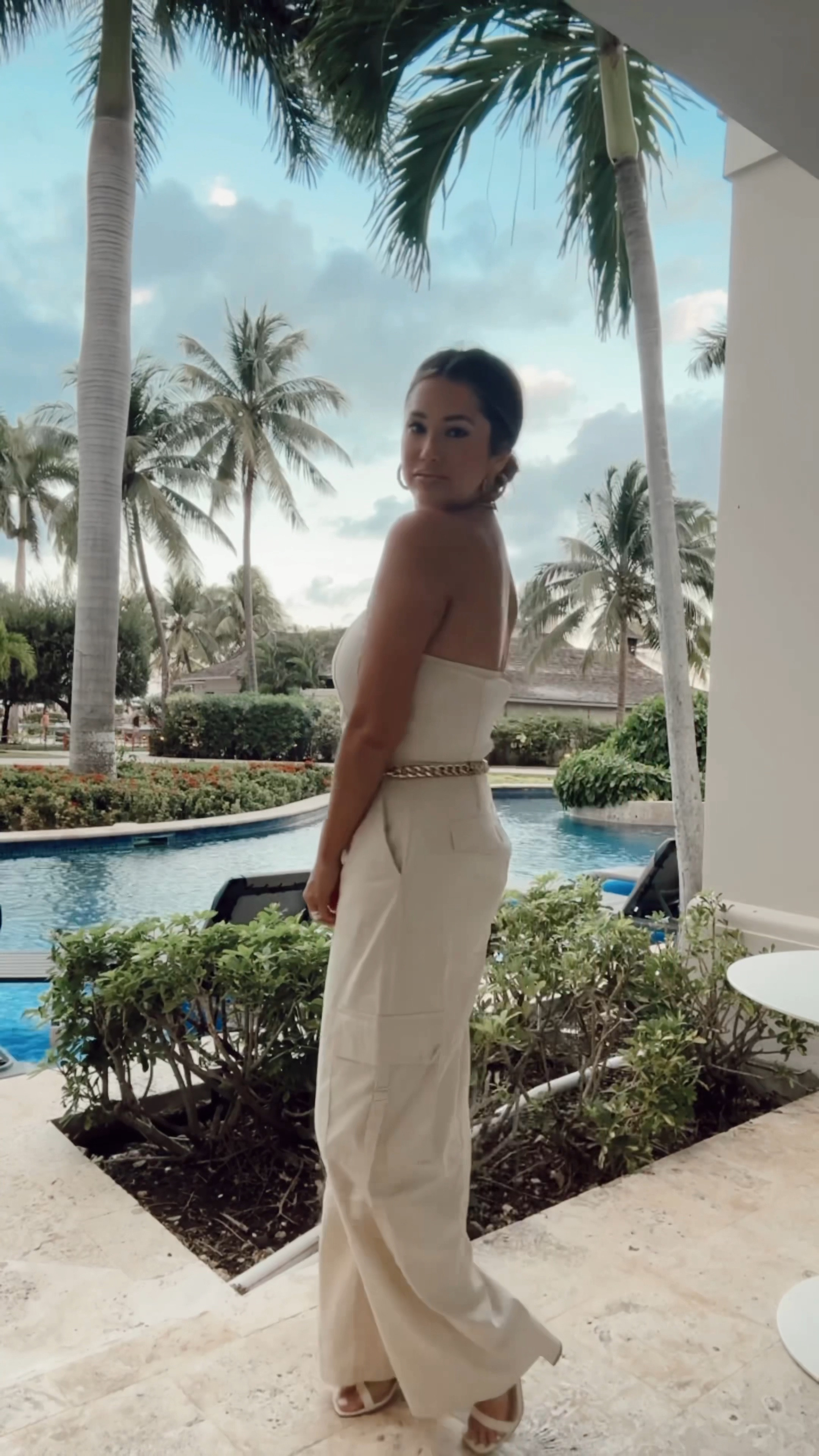 Wearing size medium, could have some the small! 

Beachwear, resort, vacation, Jamaica, beach 

#LTKstyletip #LTKtravel #LTKitbag