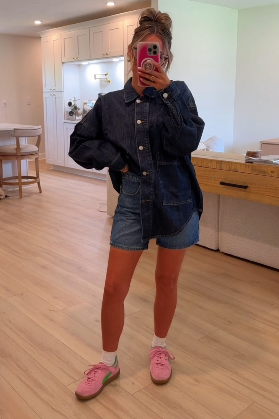 I’m wearing small in the top and 25 in the shorts, sized up! 

#LTKStyleTip #LTKFindsUnder100 #LTKFindsUnder50