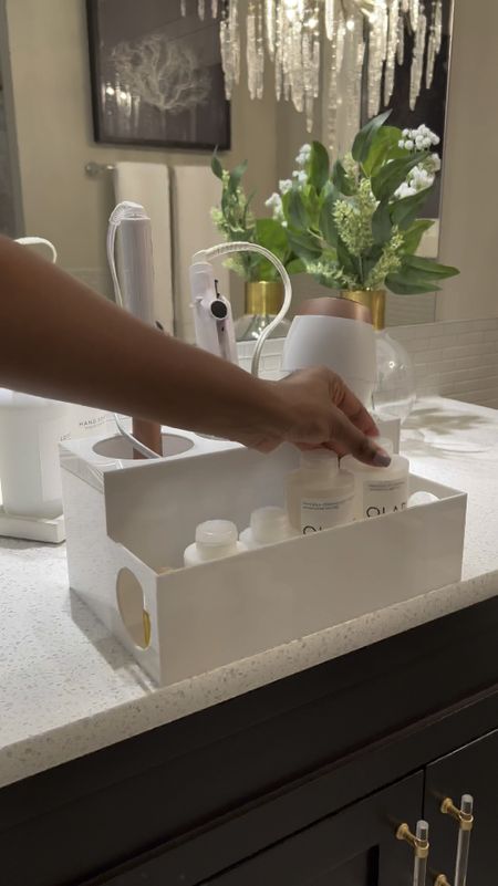 Hey Friend 😁
Transform your bathroom into an organized oasis with these simple and stylish storage solutions. 🛁✨ #BathroomOrganization #ClutterFreeLiving

#LTKhome #LTKstyletip #LTKsalealert

#LTKVideo