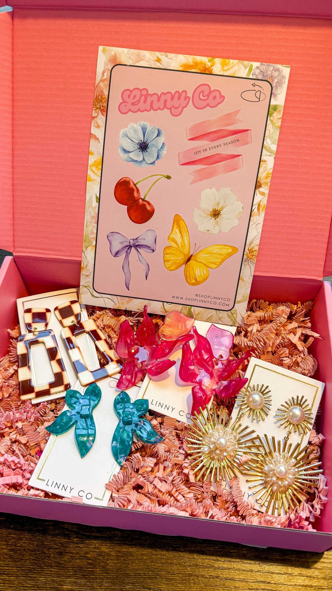 Spring statement earrings!! 

#LTKSeasonal #LTKTravel #LTKootd