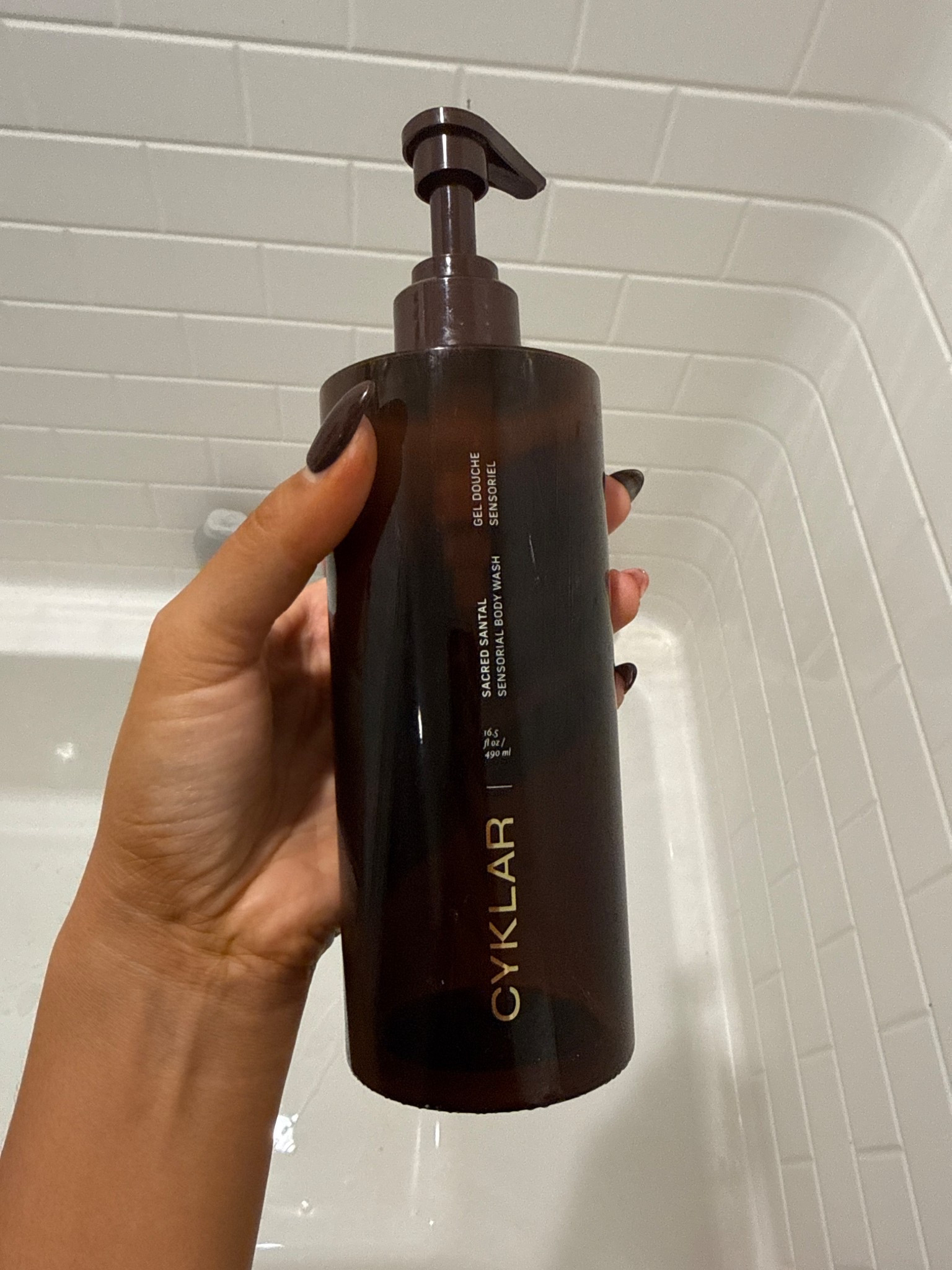 Best body wash 😮‍💨 so rich

#LTKselfcare #LTKmorningroutine #LTKmomlife