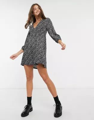 Pull&Bear mini smock dress in black floral print | ASOS (Global)