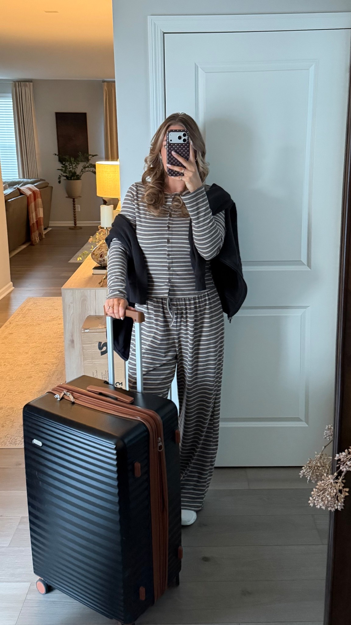 Airport comfy outfit #airportoutfit #comfy #loungeset #ootd #cuteset
